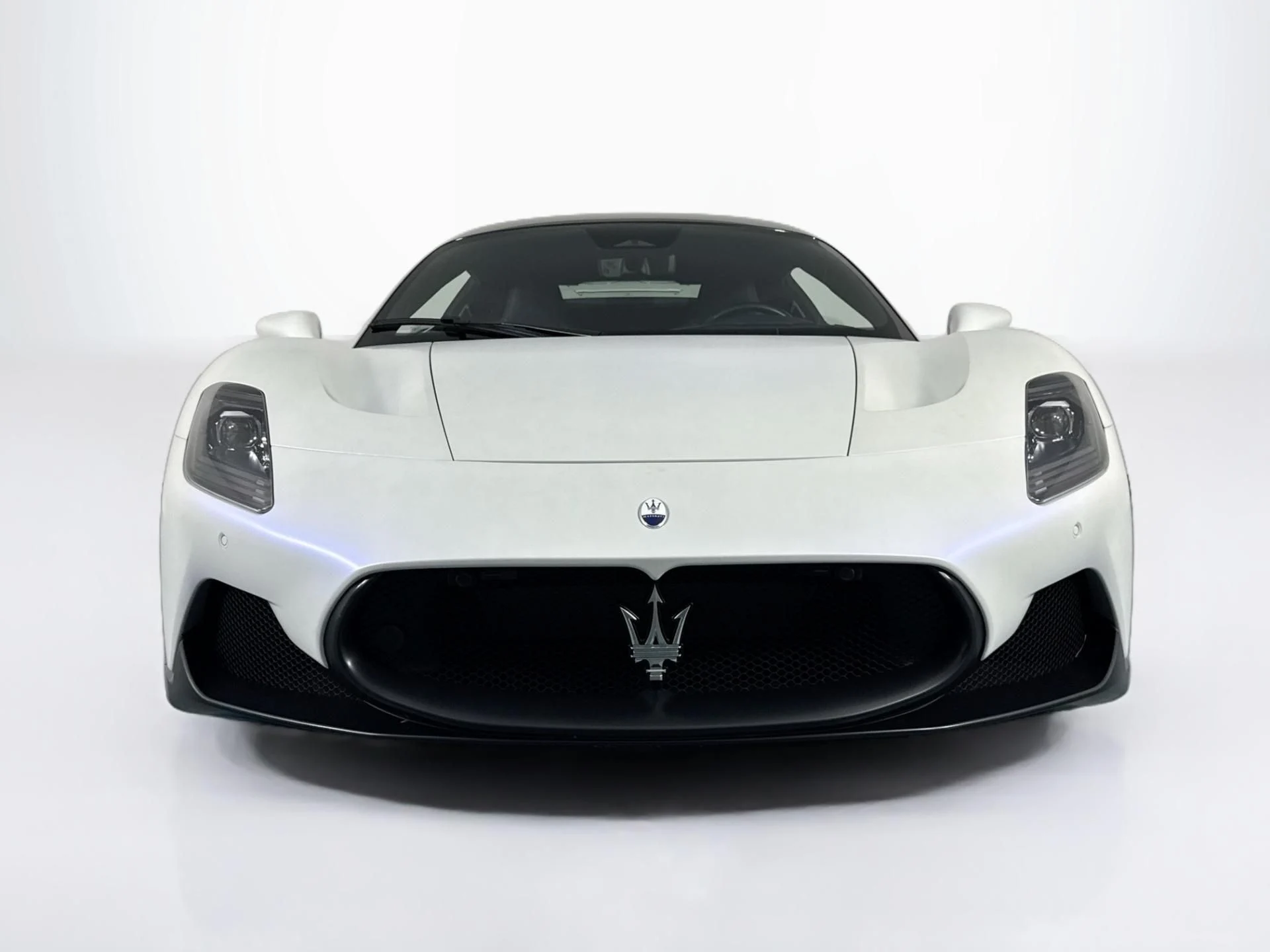mph001_1091793326_Used_2023_Maserati_MC_20_1784665809_64395b61f6