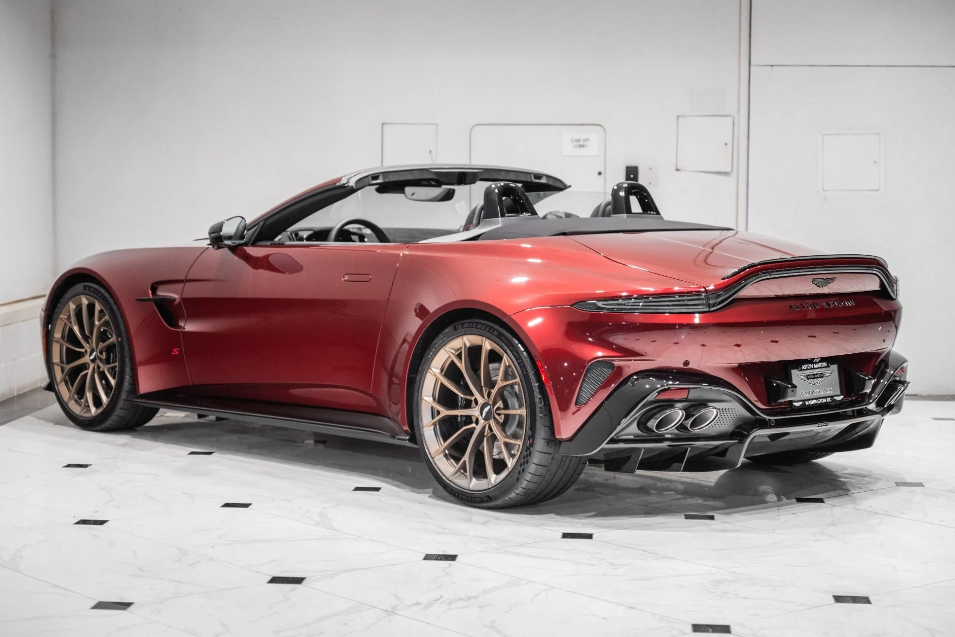 mph001_1103027379_New_2026_Aston_Martin_Vantage_S_Roadster_1784732743_b14c9928c9