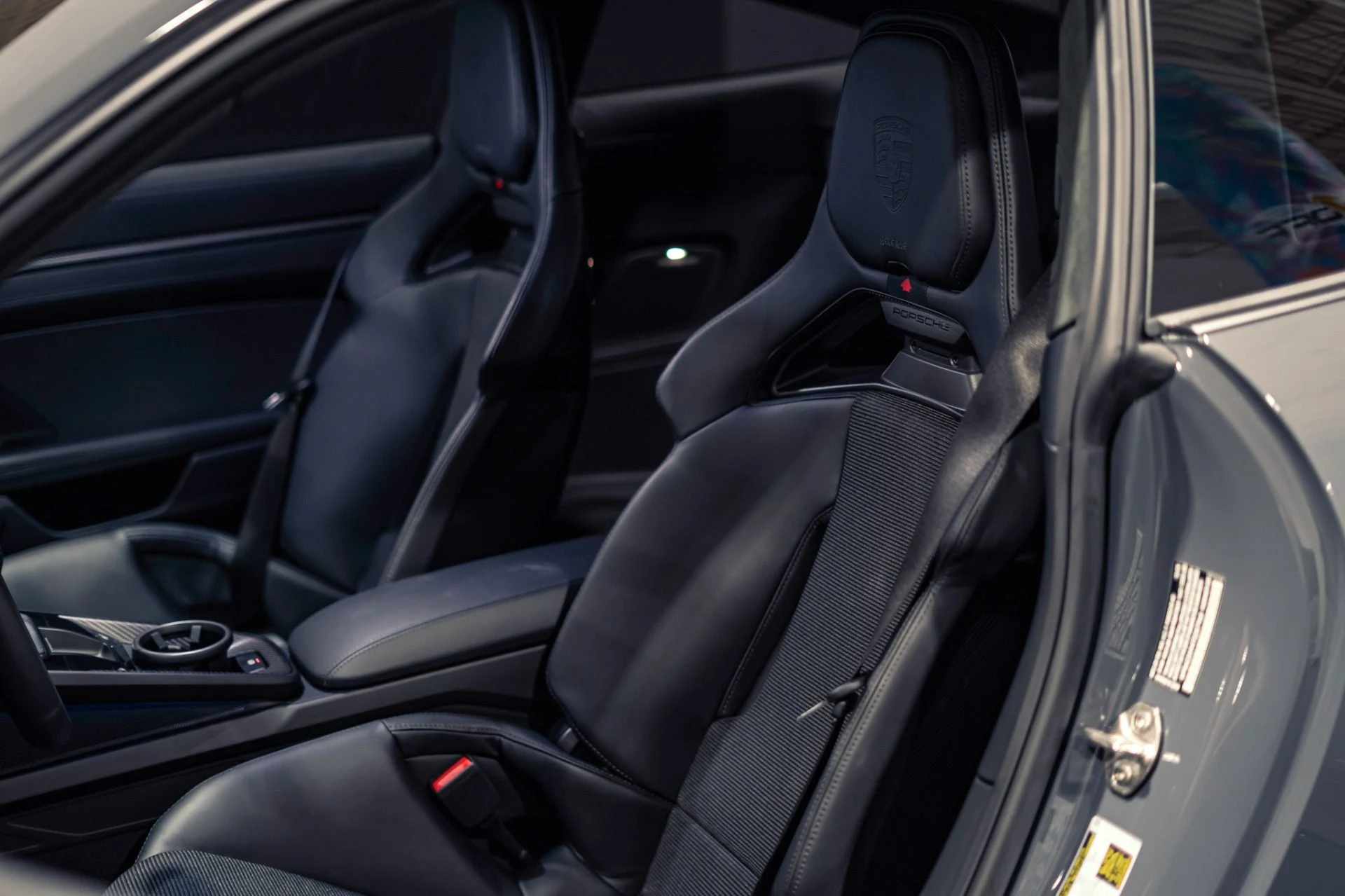 mph001_1107291173_Used_2026_Porsche_911_GT_3_Touring_Lightweight_Package_1776110091_09e2ff6b0c