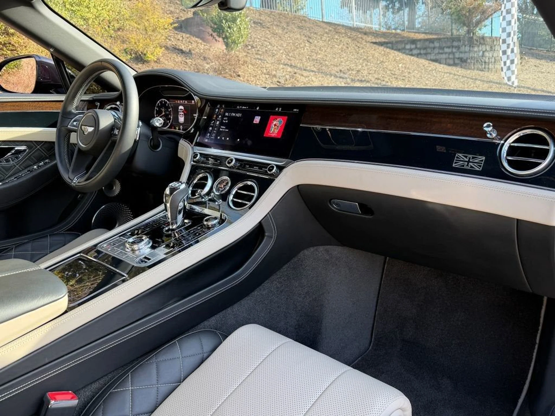 mph001_1122340363_ba8174bf8b224c4488dabe6ad34e6e5a_c66042d36f