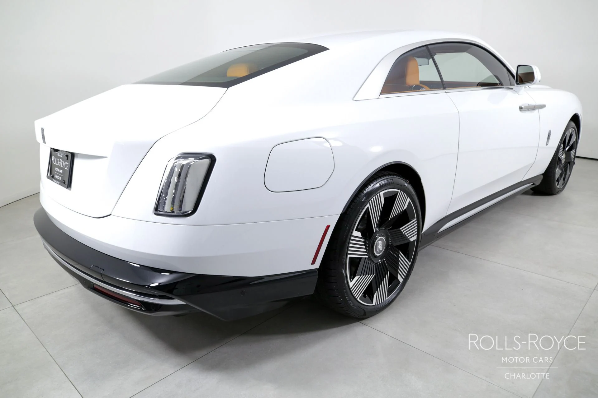 mph001_1125722237_Used_2024_Rolls_Royce_Spectre_1712699361_50e52e0d2a