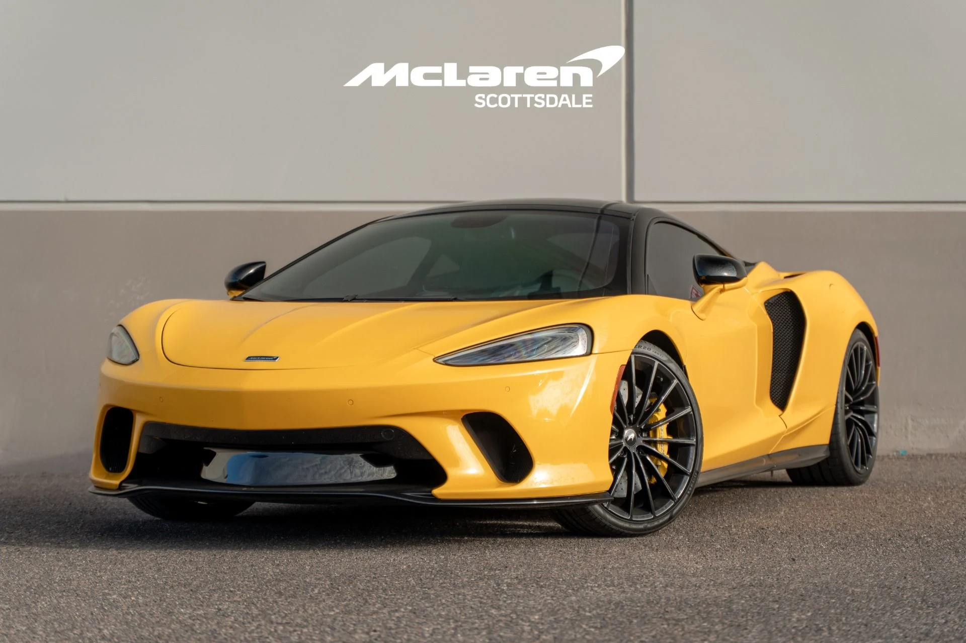 mph001_1129515160_Used_2023_MCLAREN_GT_1760767771_2549019695