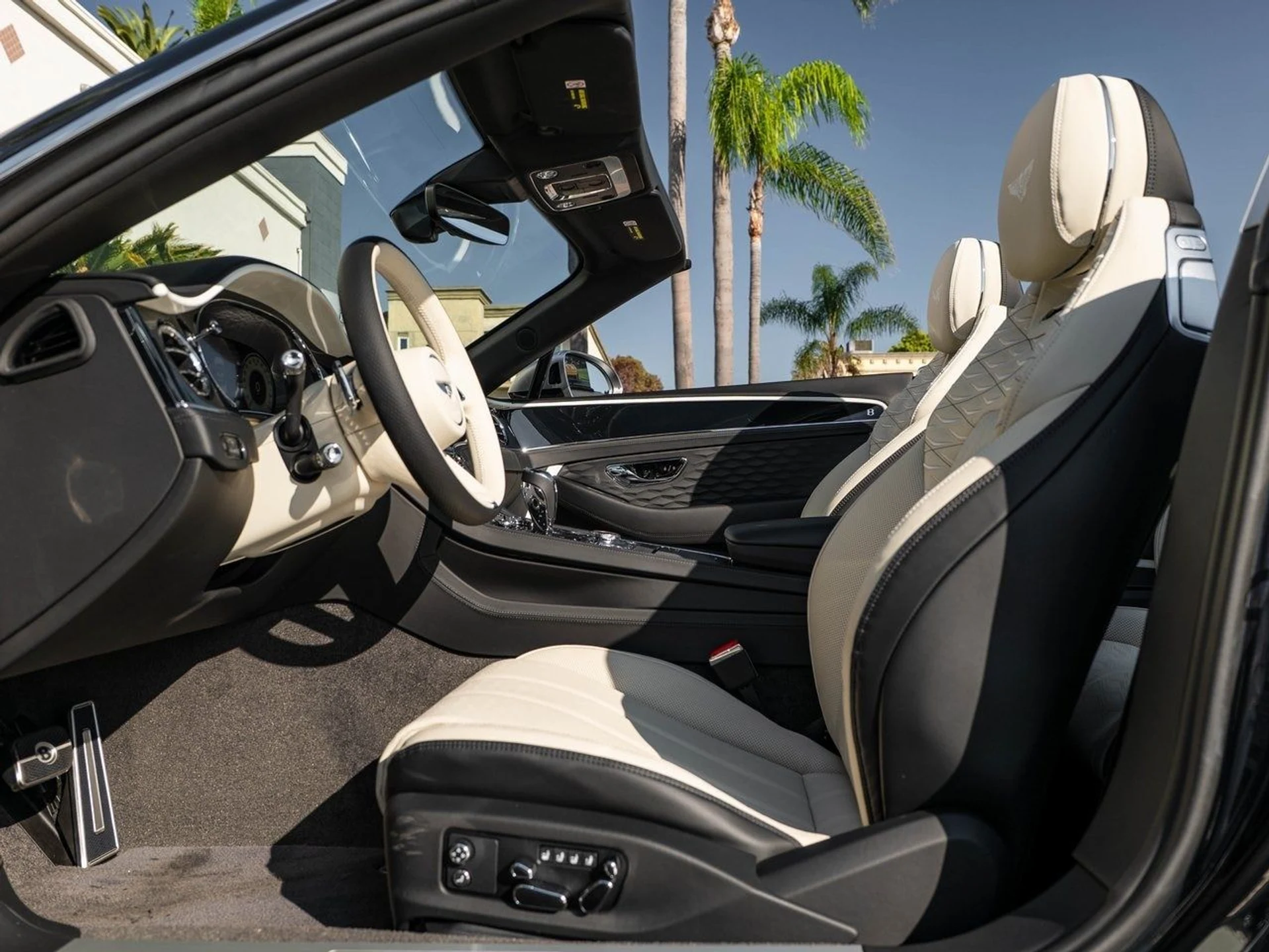 mph001_1135211658_6437421d6bacfc85bd1c32b75dd4cc76x_2f936cab7c