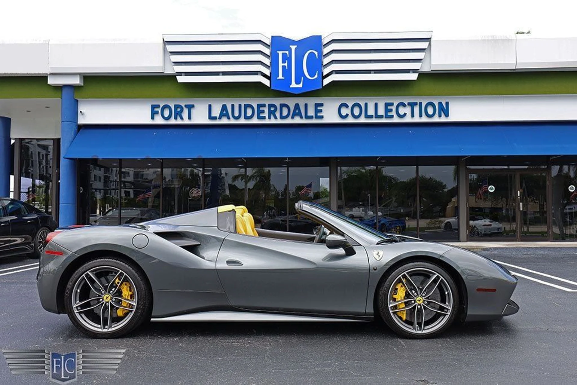 mph001_1137739550_used_2017_ferrari_488_spider_convertible_6305_22885646_2_1024_087862c554