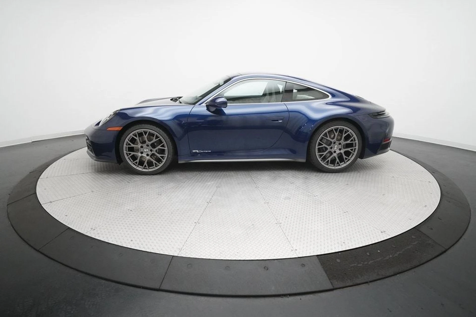 mph001_1140572618_40f3cbe3275f61cf66192486b0b44bf0x_2fe91f3033