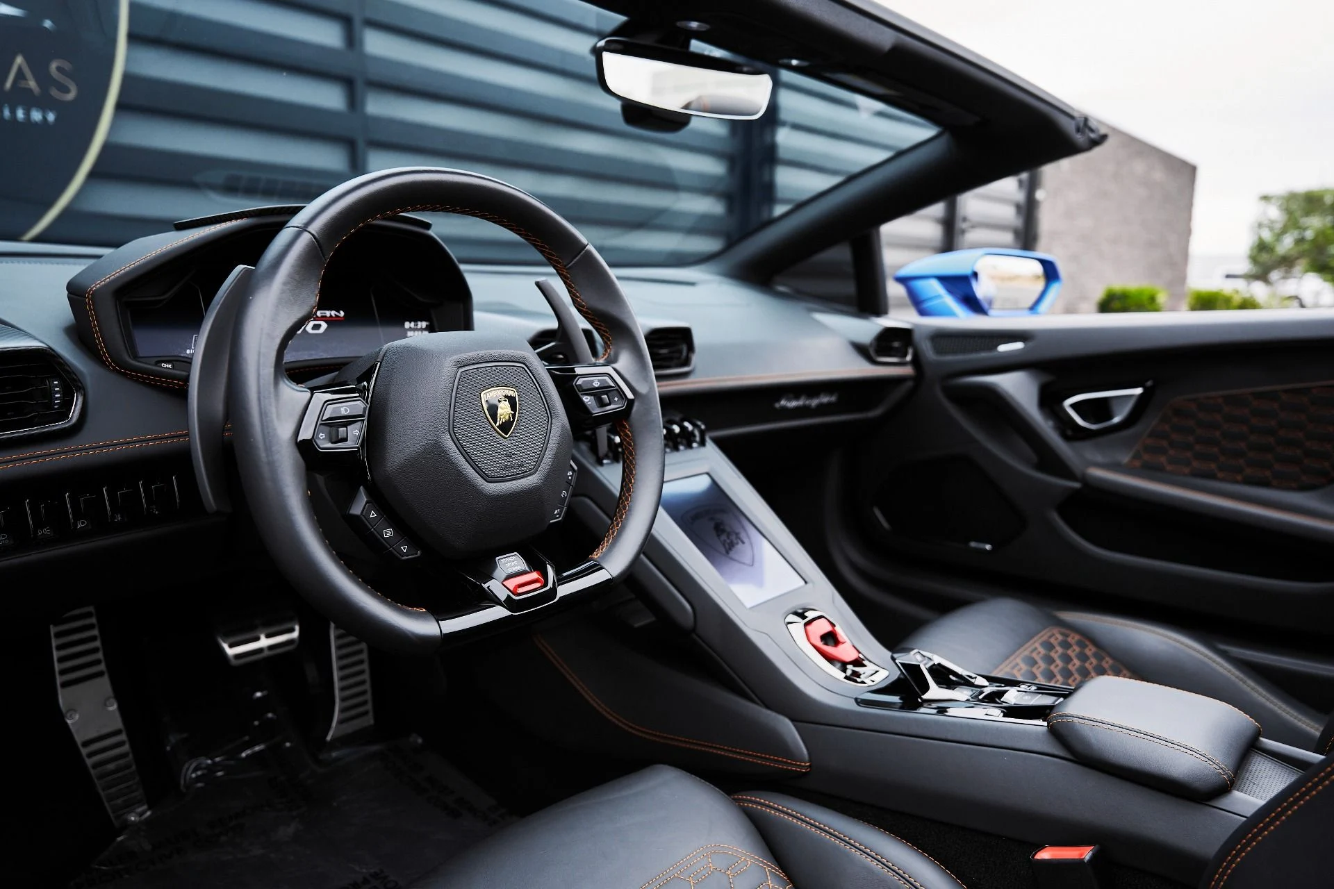 mph001_114976123_Used_2023_Lamborghini_Huracan_EVO_Base_1775006579_7ce4f1422e