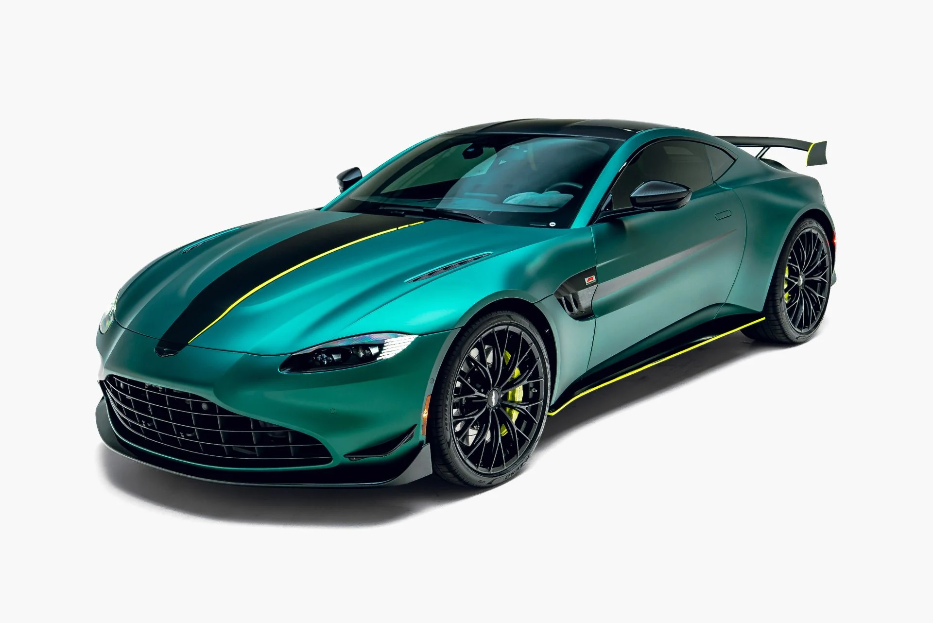mph001_1158144083_Used_2023_Aston_Martin_Vantage_F1_Edition_1783661122_6cd7de8d97