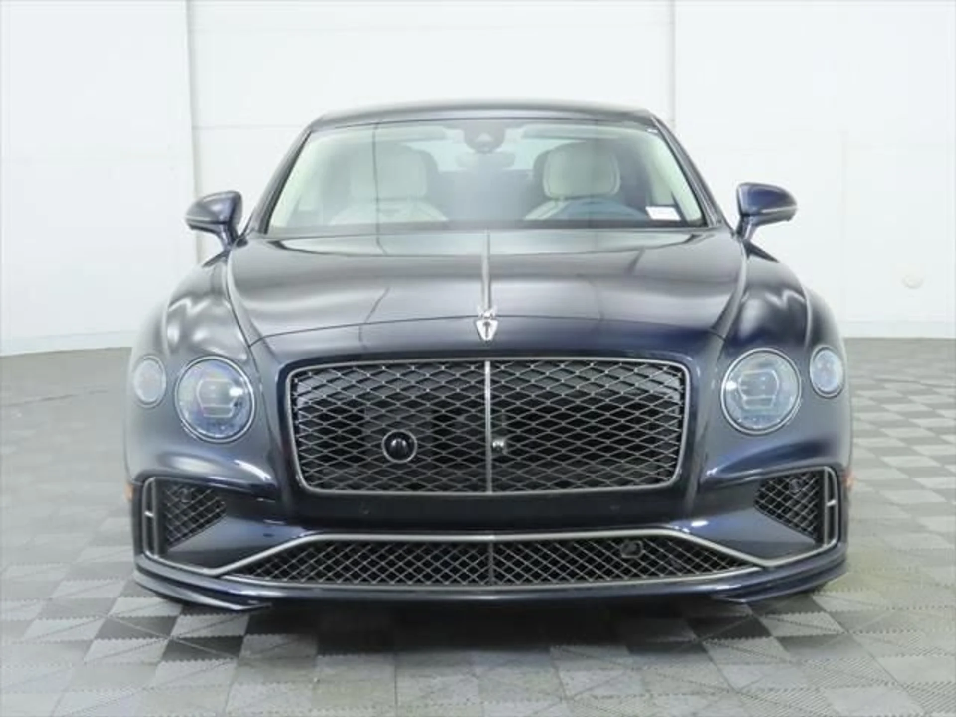 mph001_1158318110_used_2025_bentley_flying_spur_speedsedan_8119_23006169_2_640_cc824a6b78