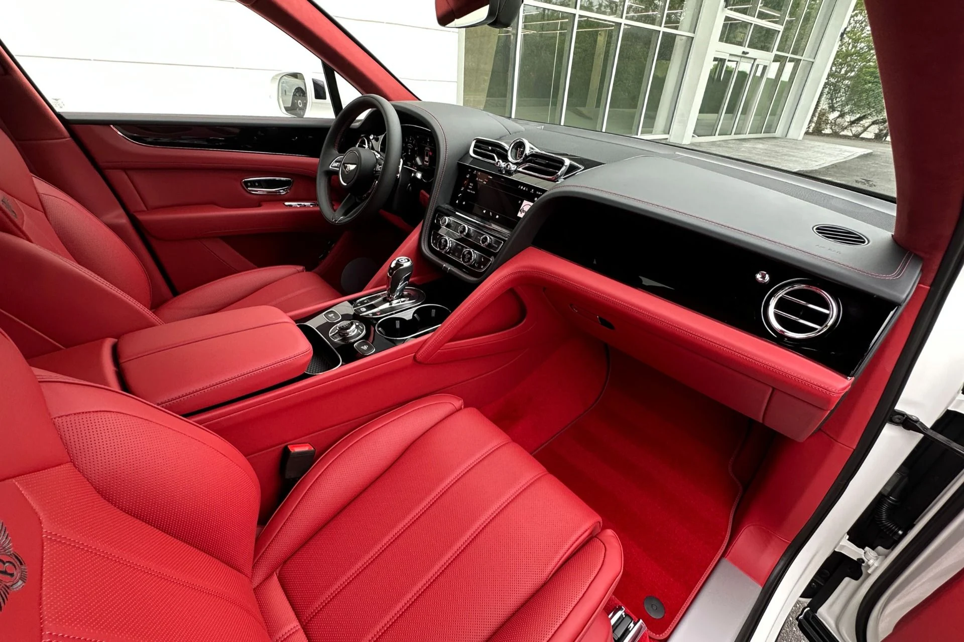 mph001_1159590714_New_2026_Bentley_Bentayga_1779967612_c4324d8891