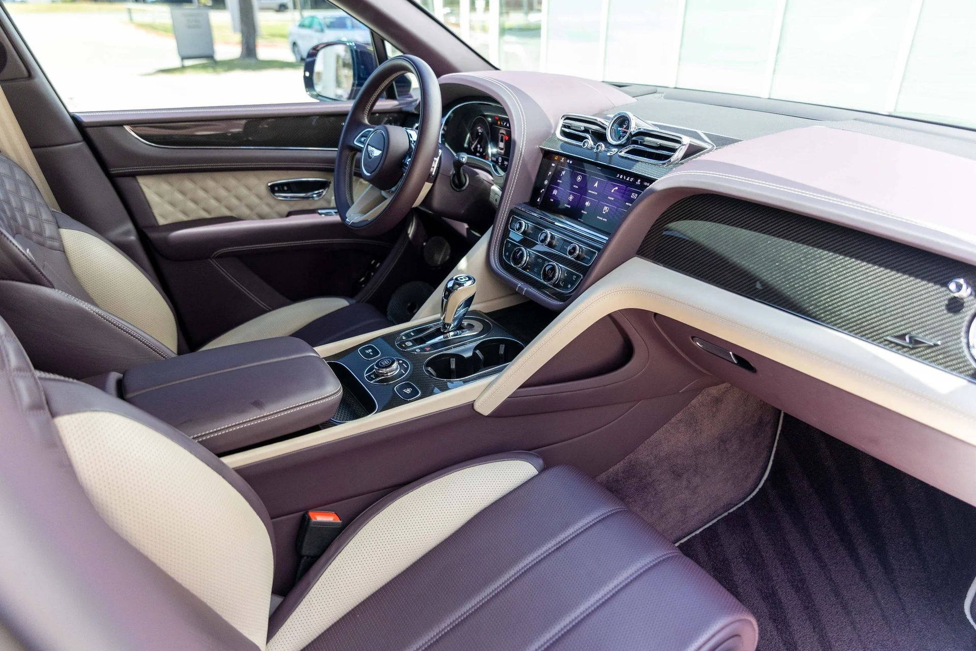 mph001_1162697573_Hi_Tech_Luxury_Imports_LLC_SJAAT_2_ZV_4_PC_018520_image_1_03b031895d