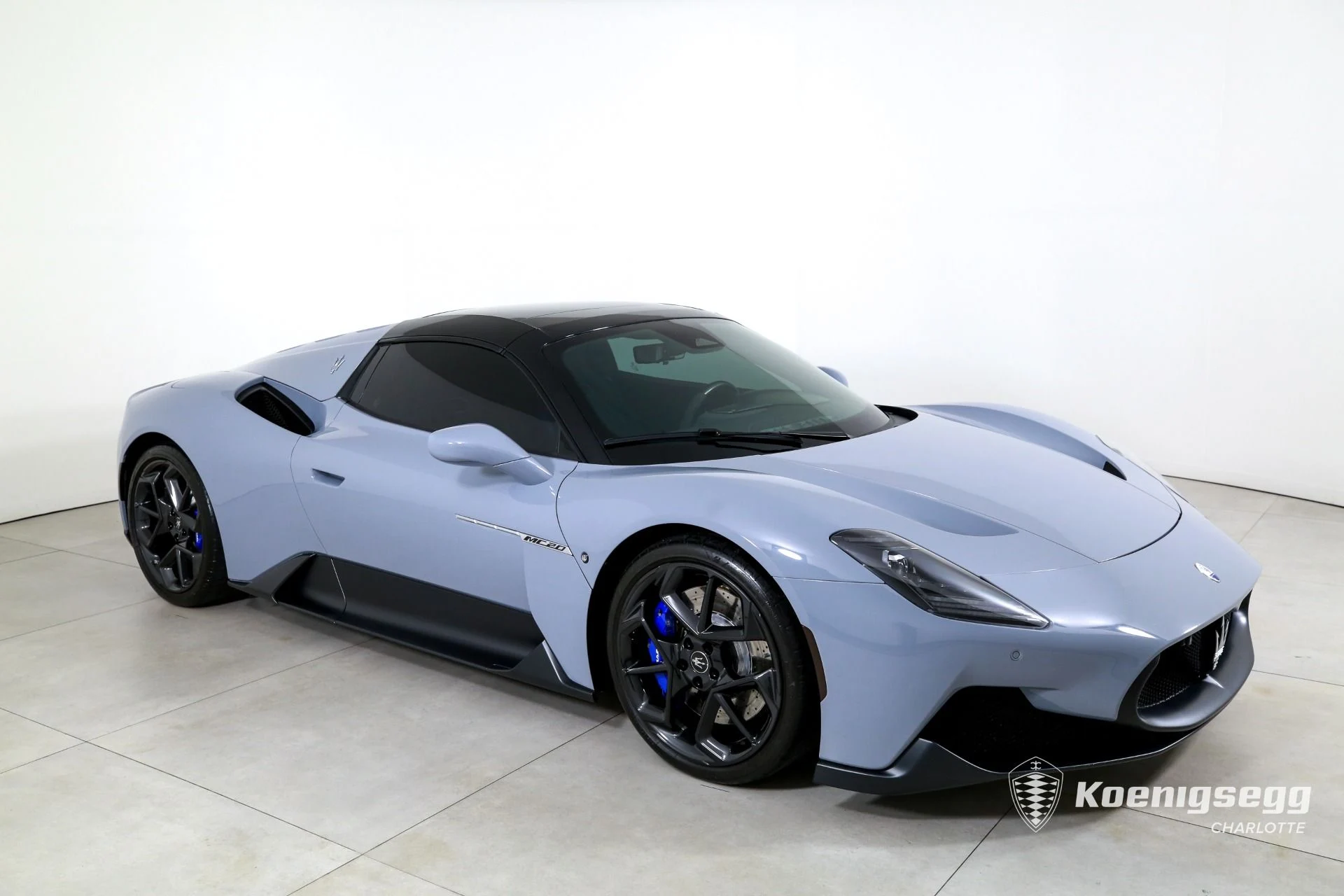 mph001_1167670426_Used_2023_Maserati_MC_20_Cielo_1761054402_8d7efdcba4