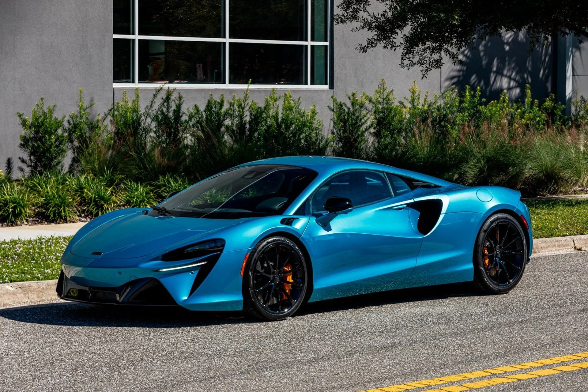 mph001_117209895_602_p2_l_34e70c72f2