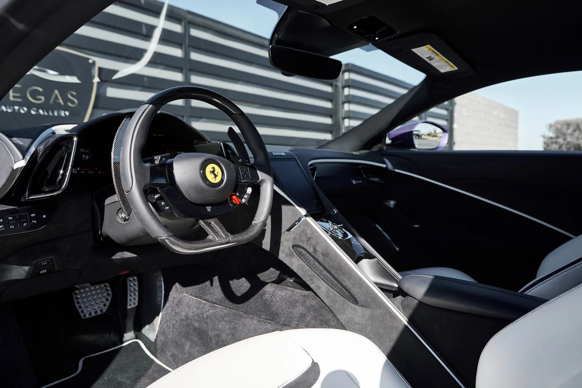 mph001_1174311557_Used_2024_Ferrari_Roma_Base_1762022517_0ae734cb50