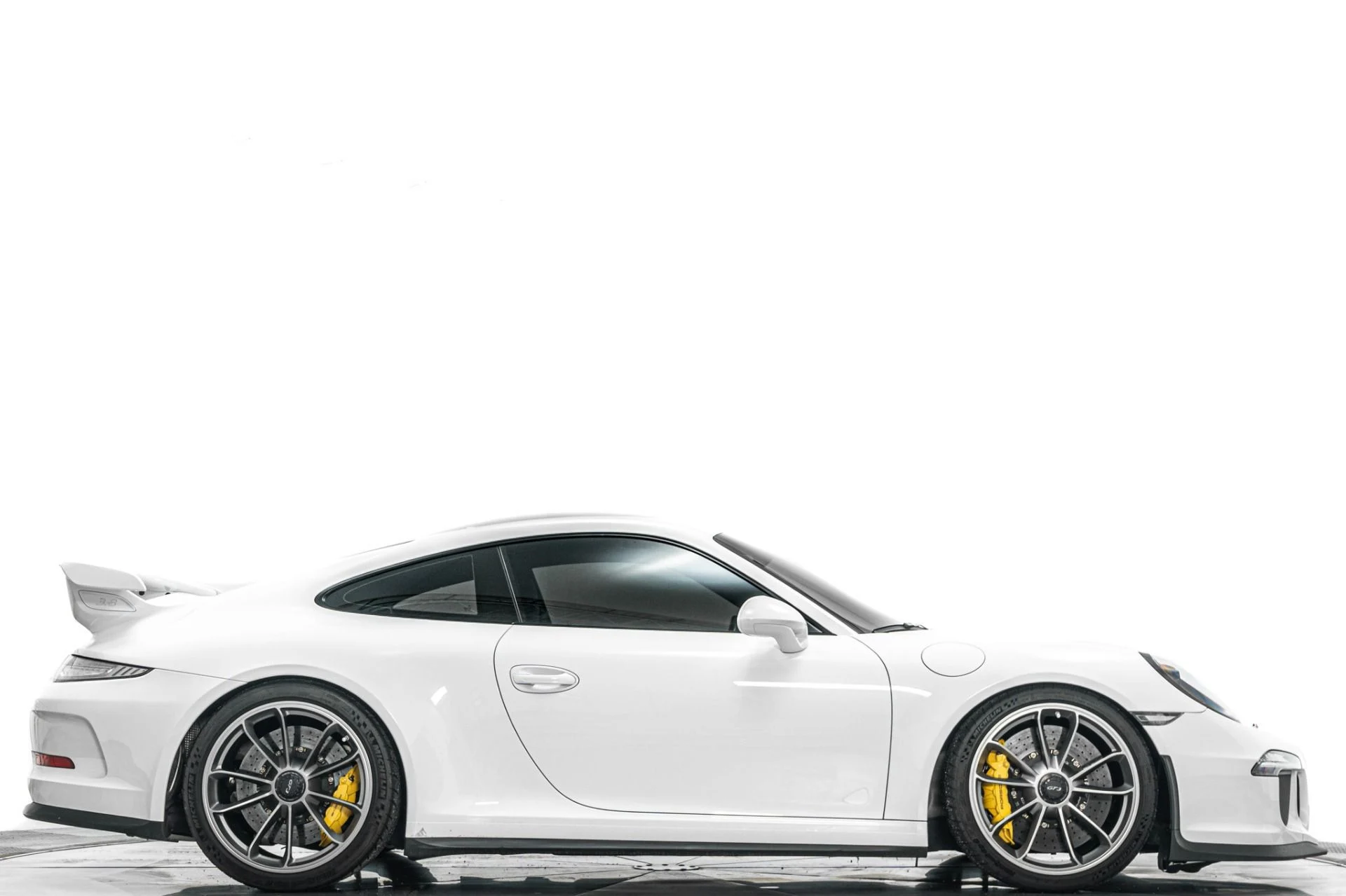 mph001_1179875733_Used_2014_Porsche_911_GT_3_Sport_Chrono_Carbon_Ceramic_Brakes_1784661945_a6a22ed11c