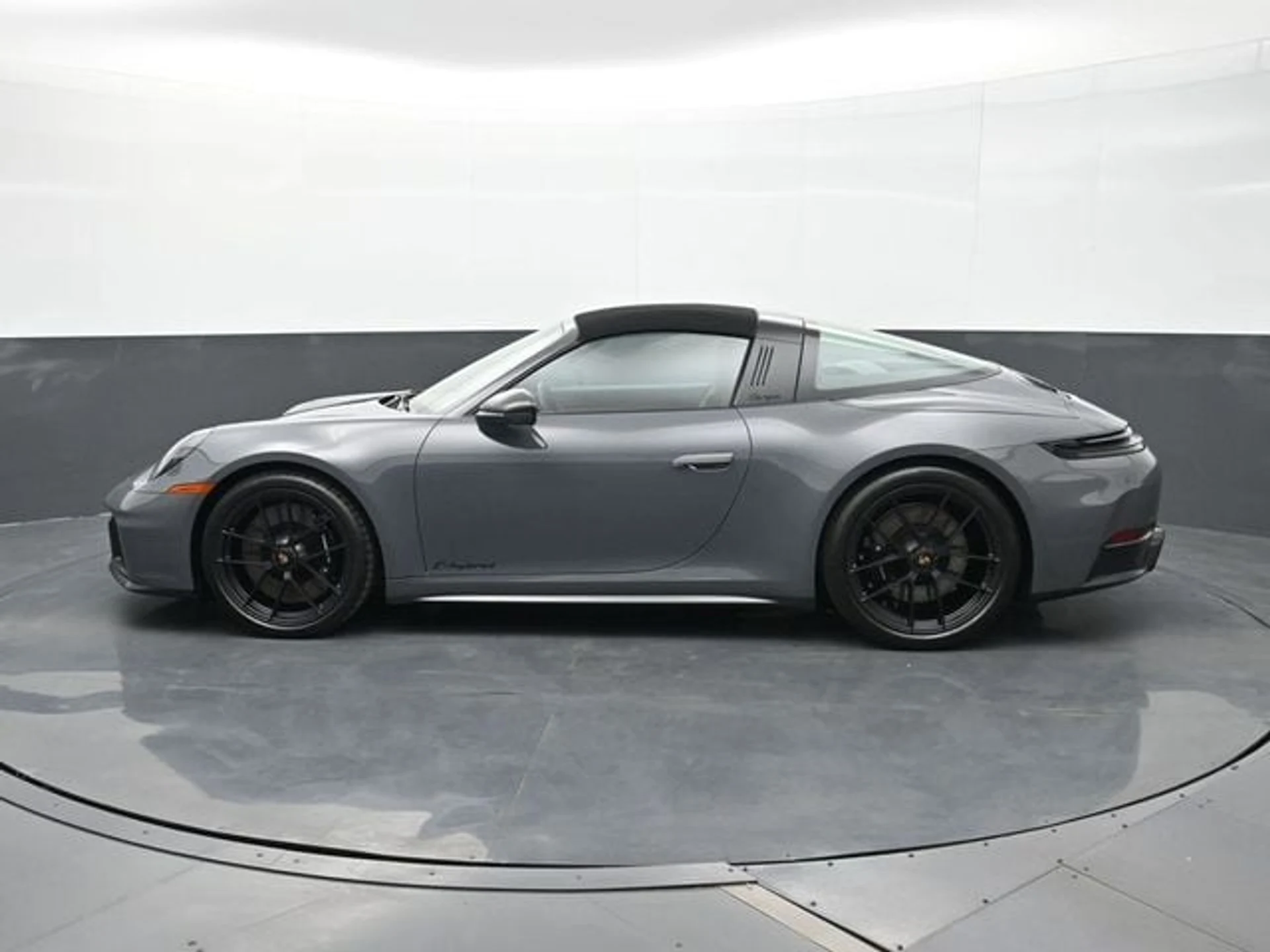 mph001_1193860888_b07120819dd1c9a9d694c8af74266b6fx_642970380f