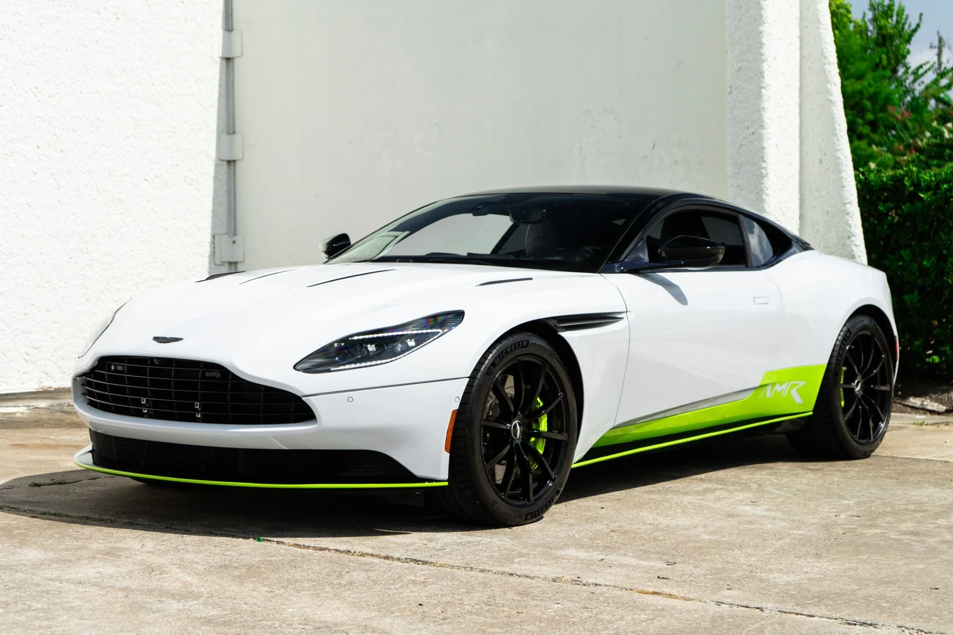 mph001_1209621254_Used_2019_Aston_Martin_DB_11_AMR_1785363698_ae2dbc41fe