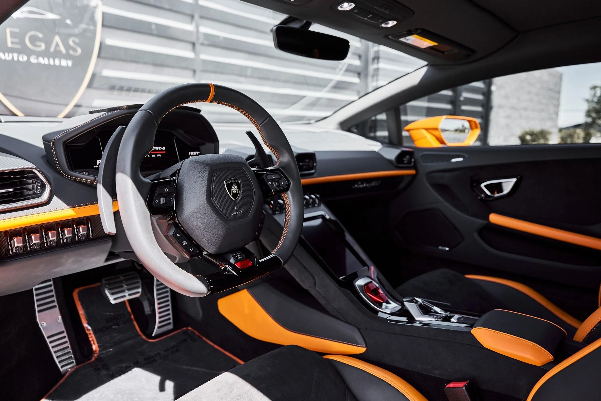 mph001_123198268_Used_2023_Lamborghini_Huracan_Tecnica_Base_1777011560_db6a9c0bdc