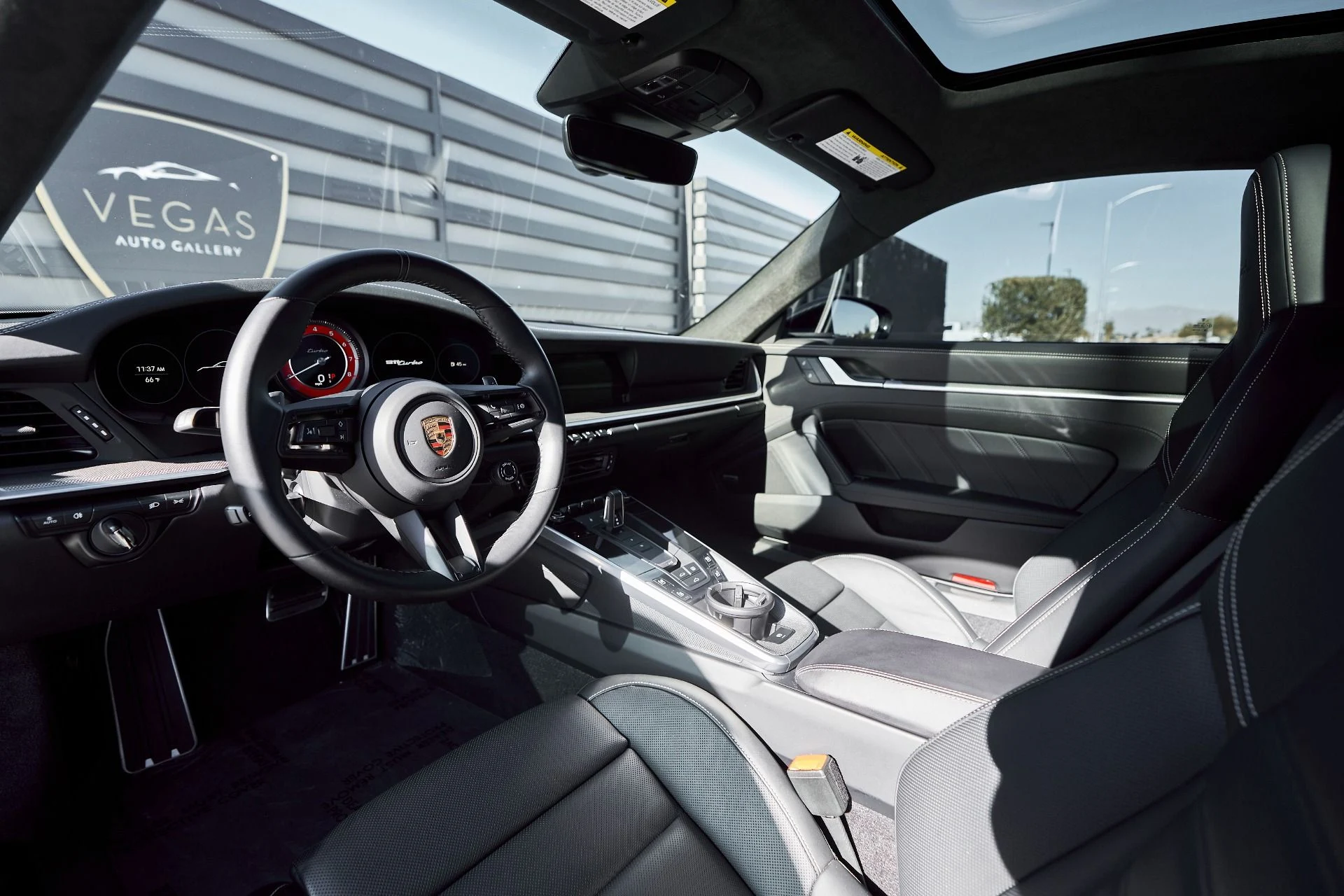 mph001_1238239839_Used_2024_Porsche_911_Turbo_1765332382_fe3db9de23