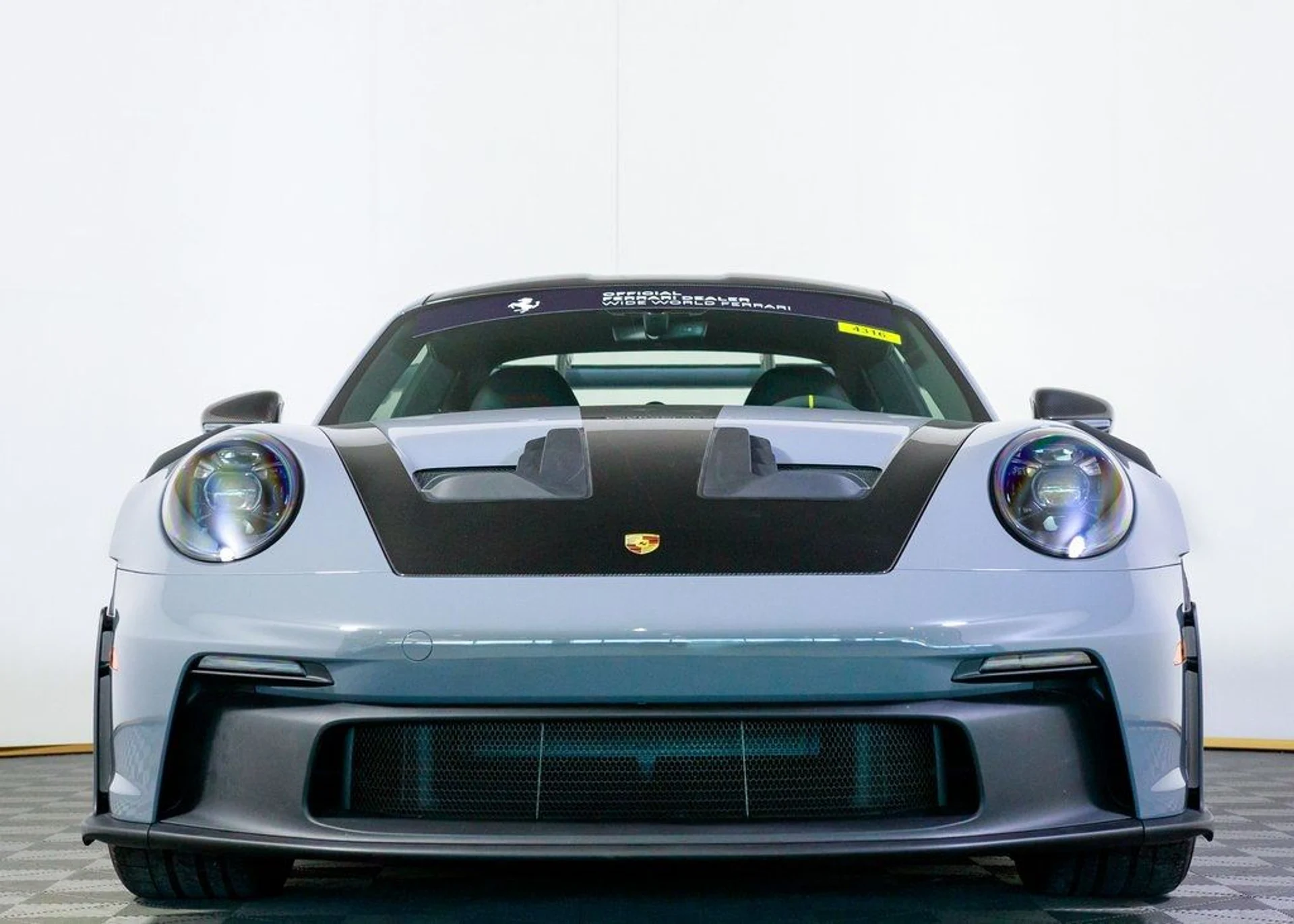 mph001_123966965_b86e910b5e5231172afe7d91c1573229_fc7ced0022