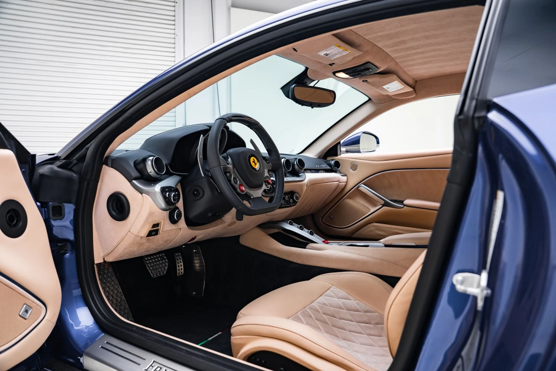 mph001_1257076480_Used_2016_Ferrari_F12berlinetta_1767213566_60569f852c