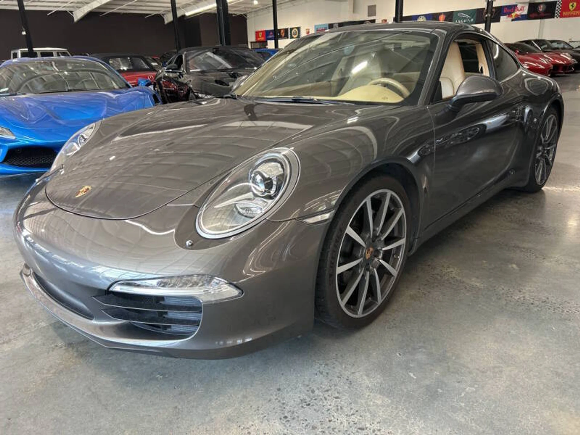 mph001_1262124238_2014_porsche_911_carrera_2dr_coupe_93e7c883f4