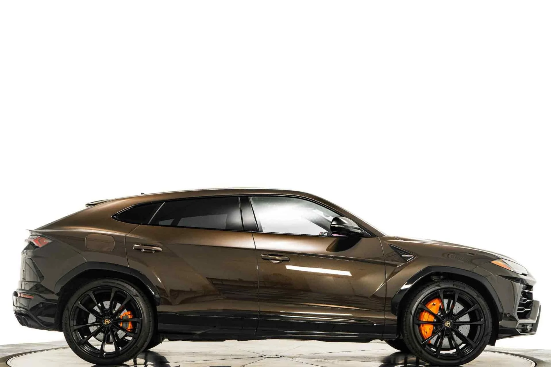 mph001_126549113_Used_2022_Lamborghini_Urus_1793135043_6bd8920ebd