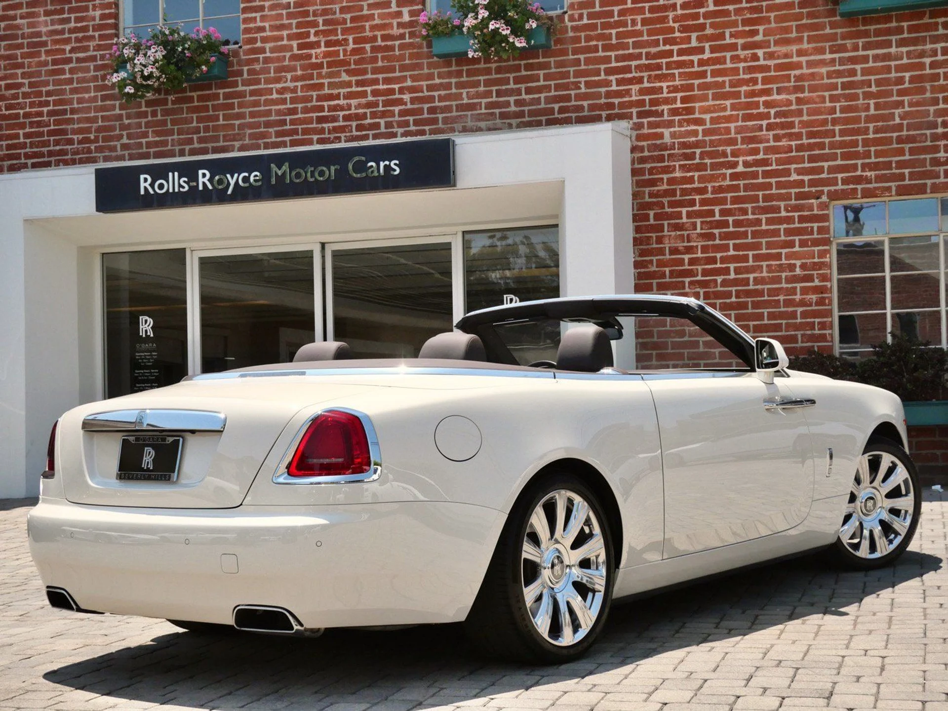 mph001_1267407417_ac3836bc40cef0d68ec9aa20f253defbx_cb15f48149