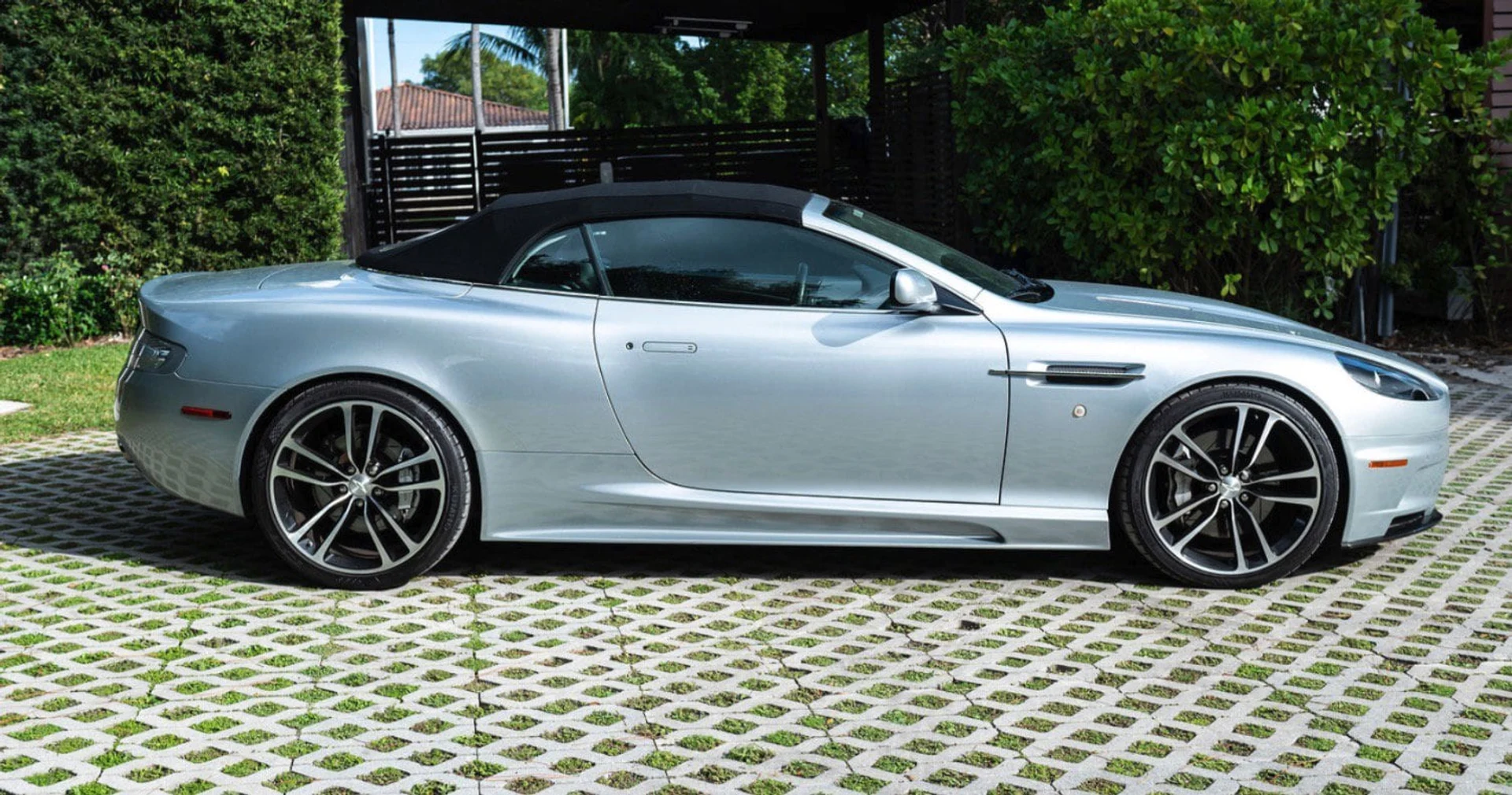 mph001_1275636514_3b90accecf6bc4812a8865ce5fdc9729x_620e35684c