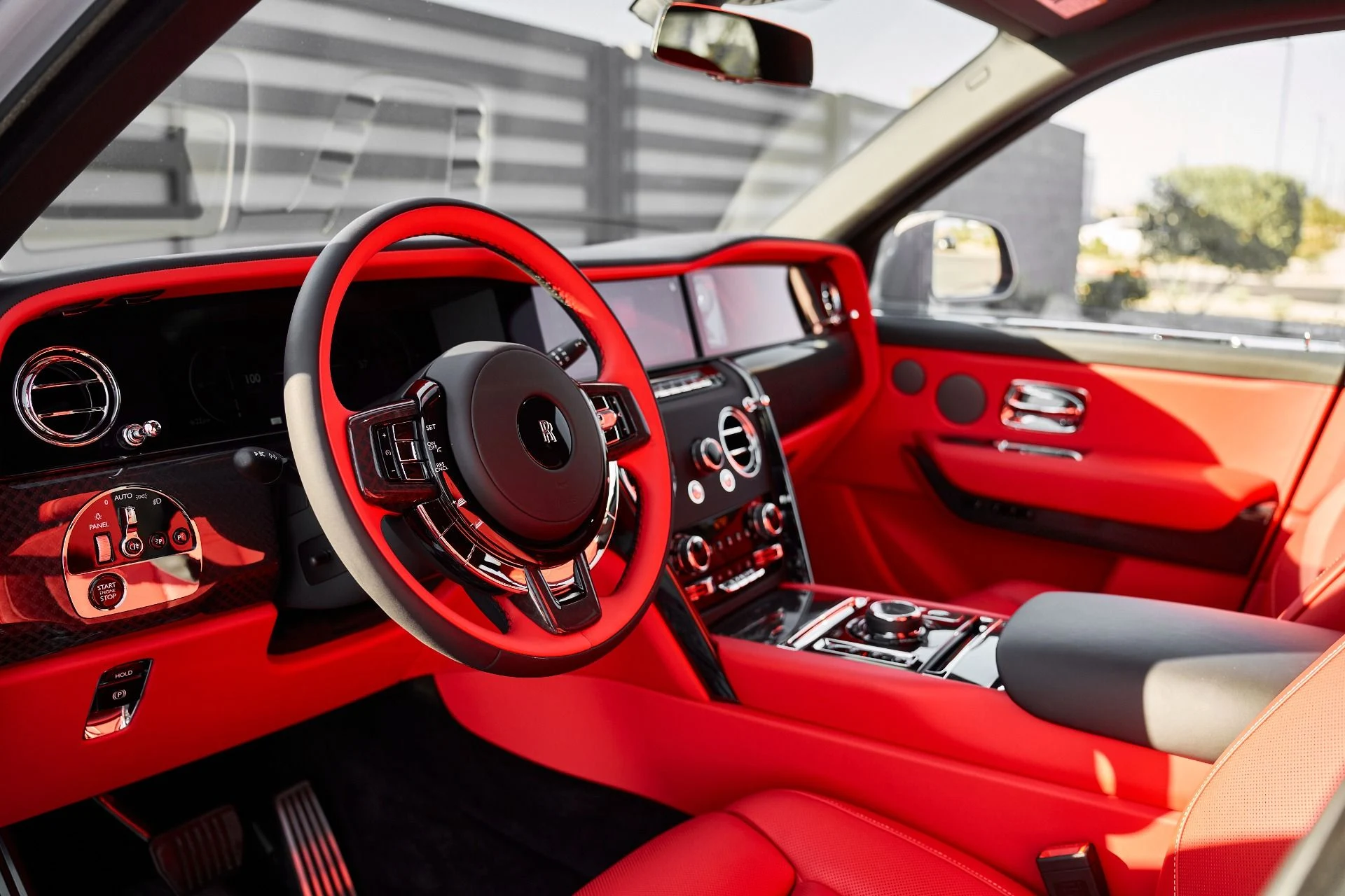 mph001_1283616761_Used_2025_Rolls_Royce_Cullinan_1775588042_645d9c6c9c