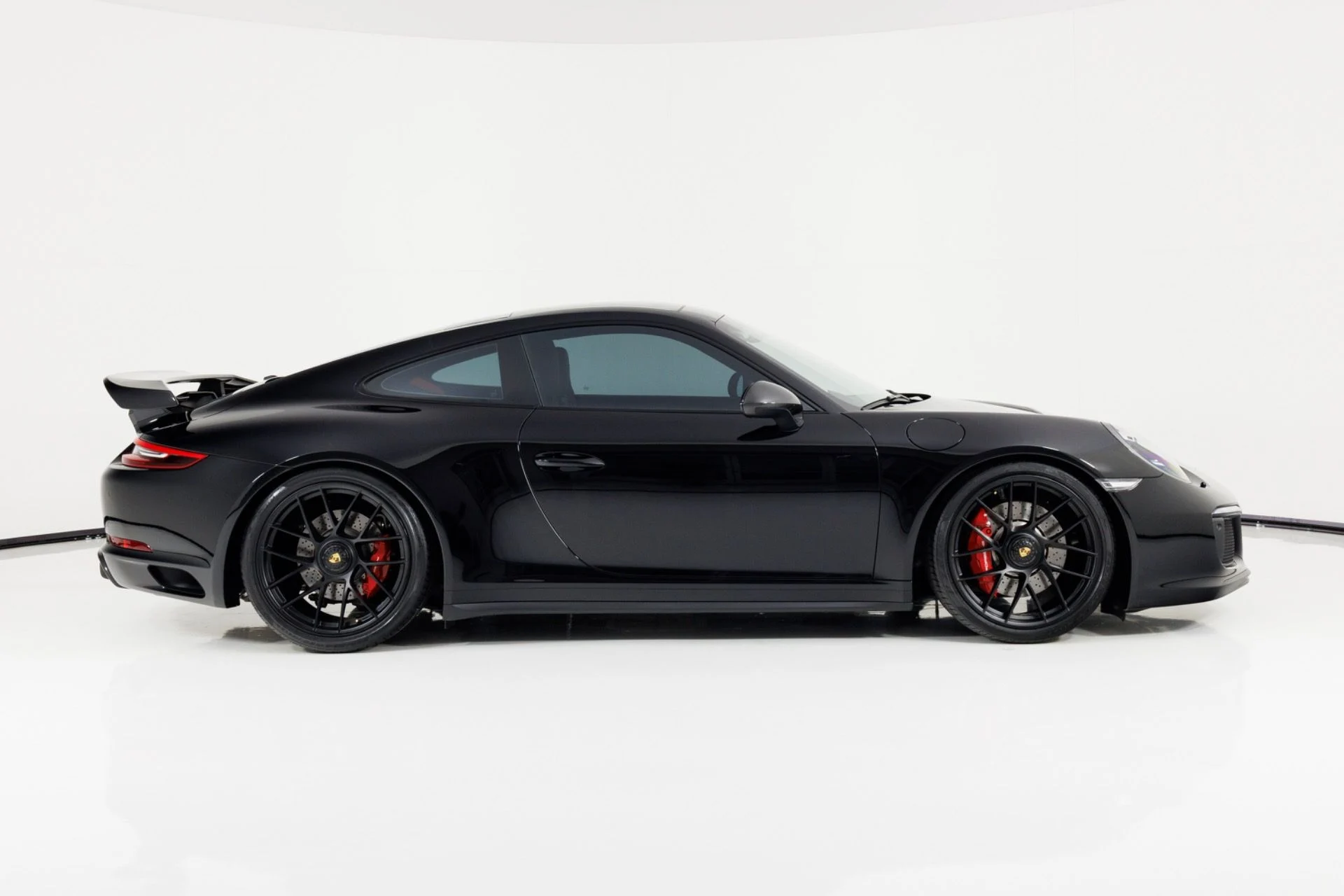 mph001_1293714790_Used_2017_Porsche_911_Carrera_GTS_1787861335_26fd3a61a2