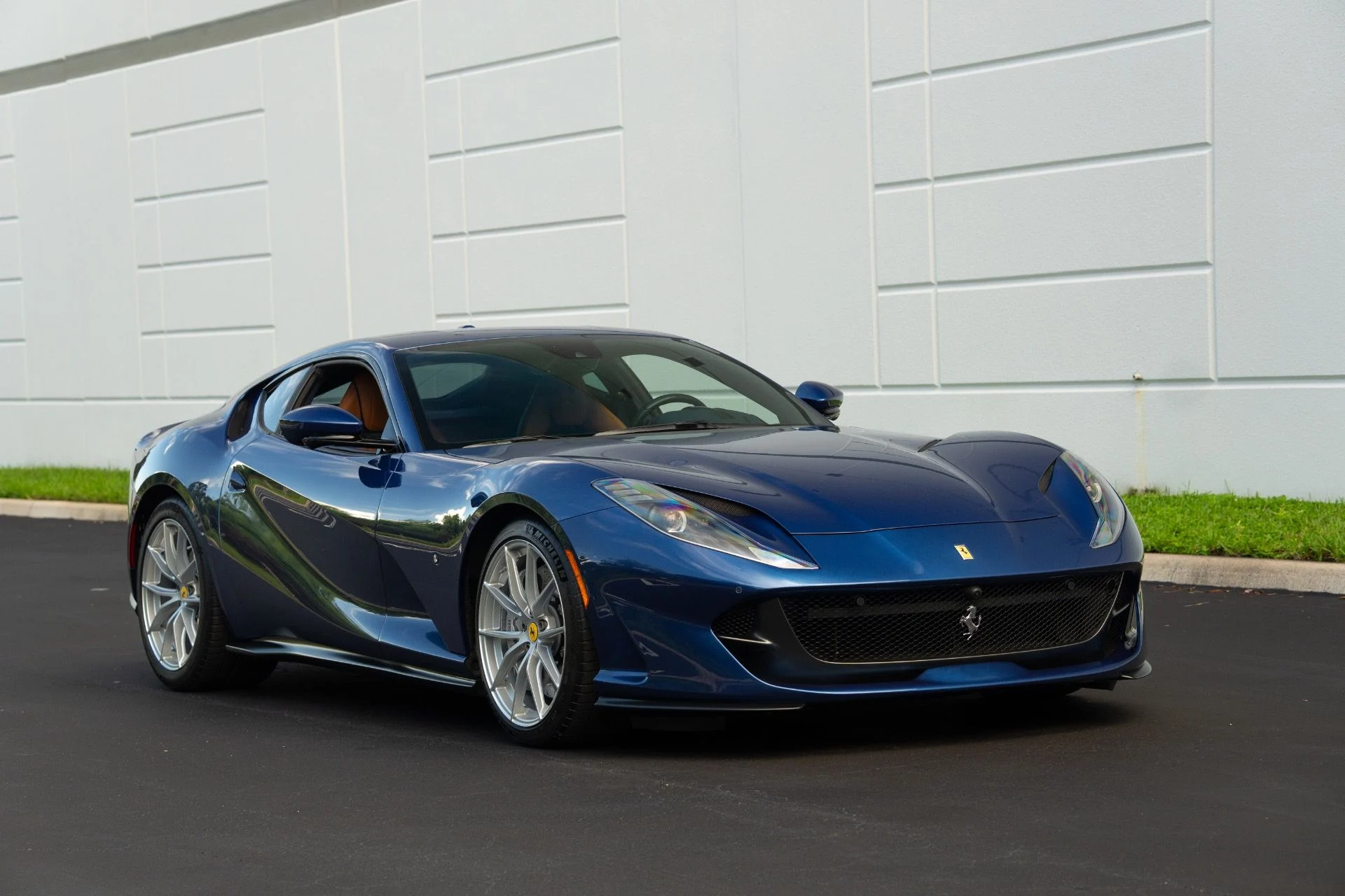 mph001_1294664021_Used_2020_Ferrari_812_Superfast_1758742343_6c3c80e5ba