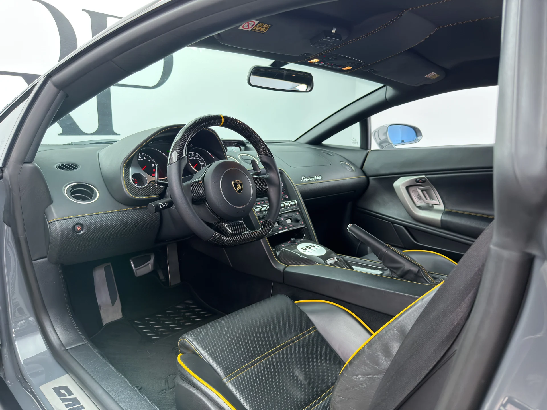 mph001_1295662883_CC_3848_interior_003_a07c496260
