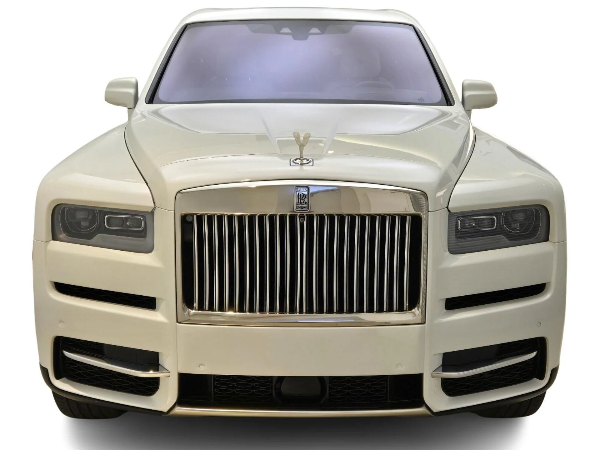 mph001_1310311544_Used_2019_Rolls_Royce_Cullinan_1762329147_70f58db897