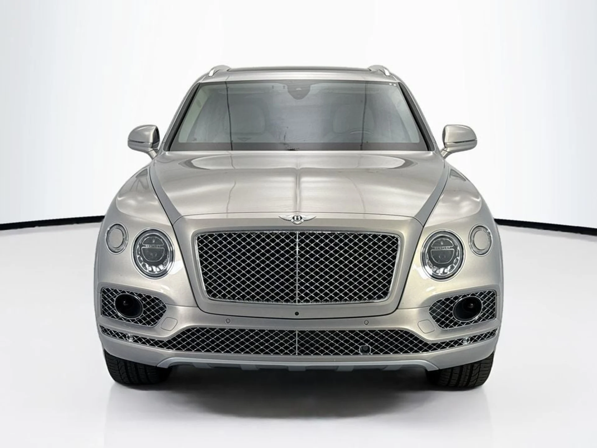 mph001_1314800101_used_2018_bentley_bentayga_8119_23013239_2_1024_d10662db12