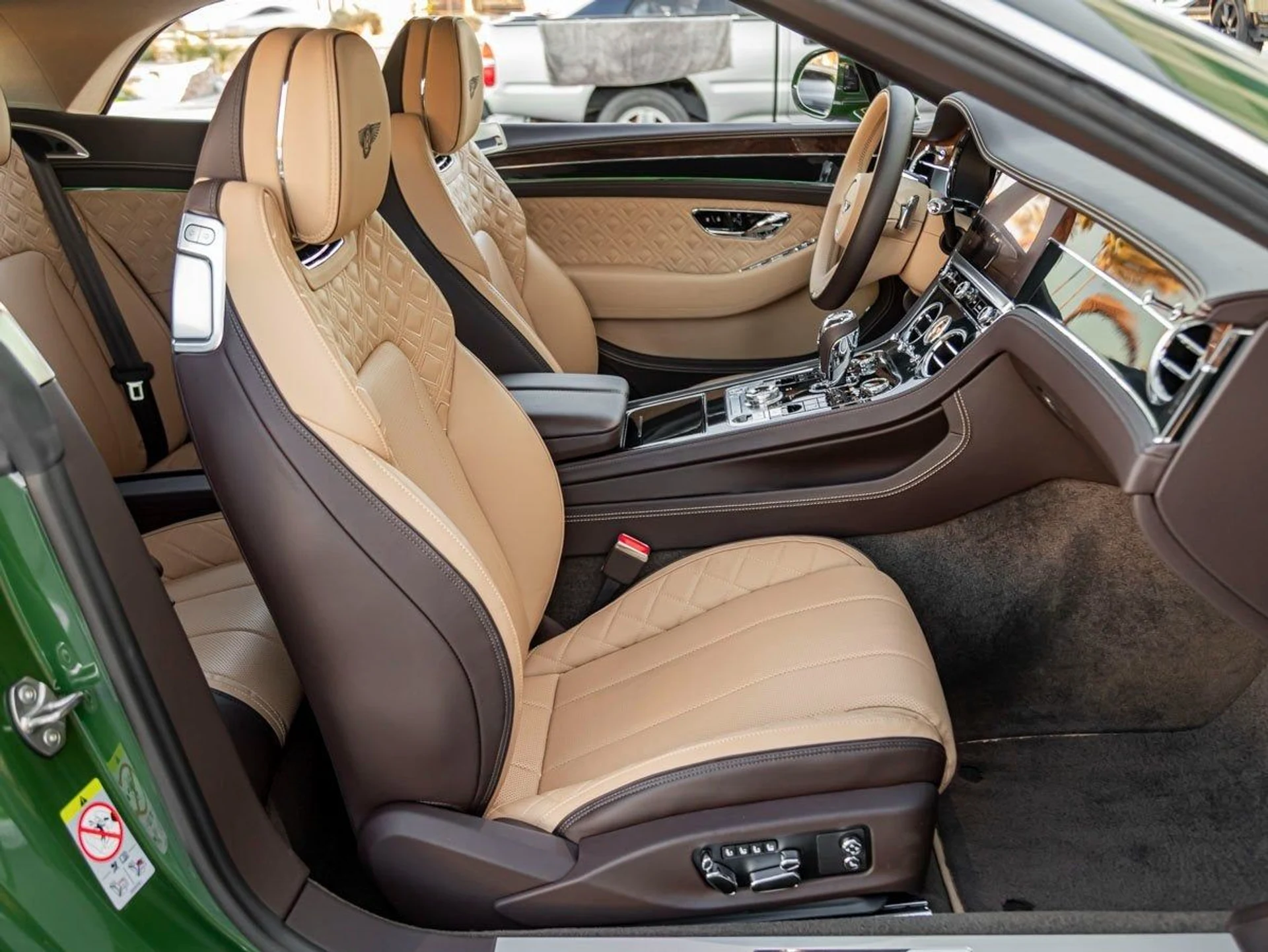 mph001_1316321892_2_f515e13edc