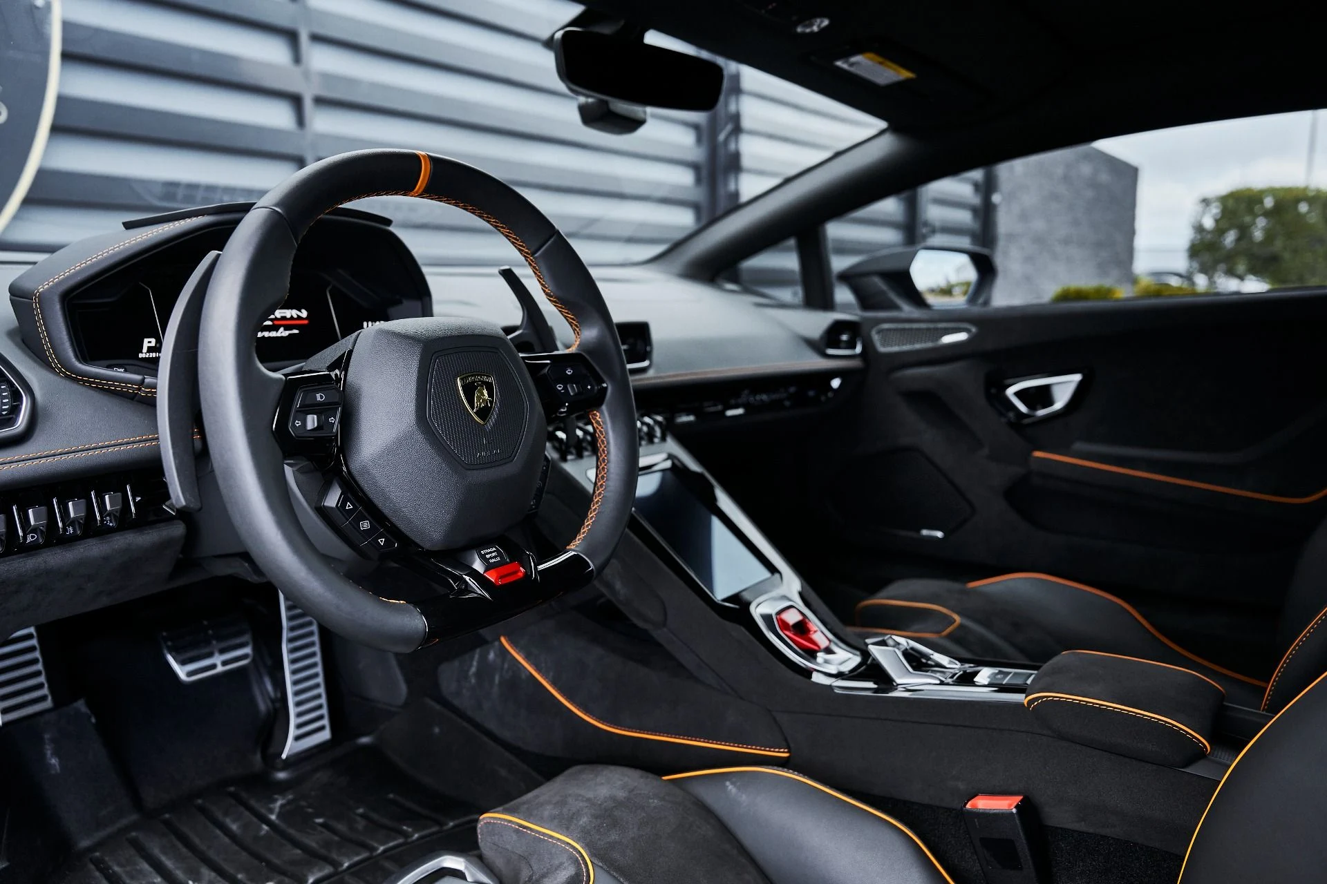 mph001_1321674024_Used_2023_Lamborghini_Huracan_Sterrato_Base_1780101700_a4edae7099