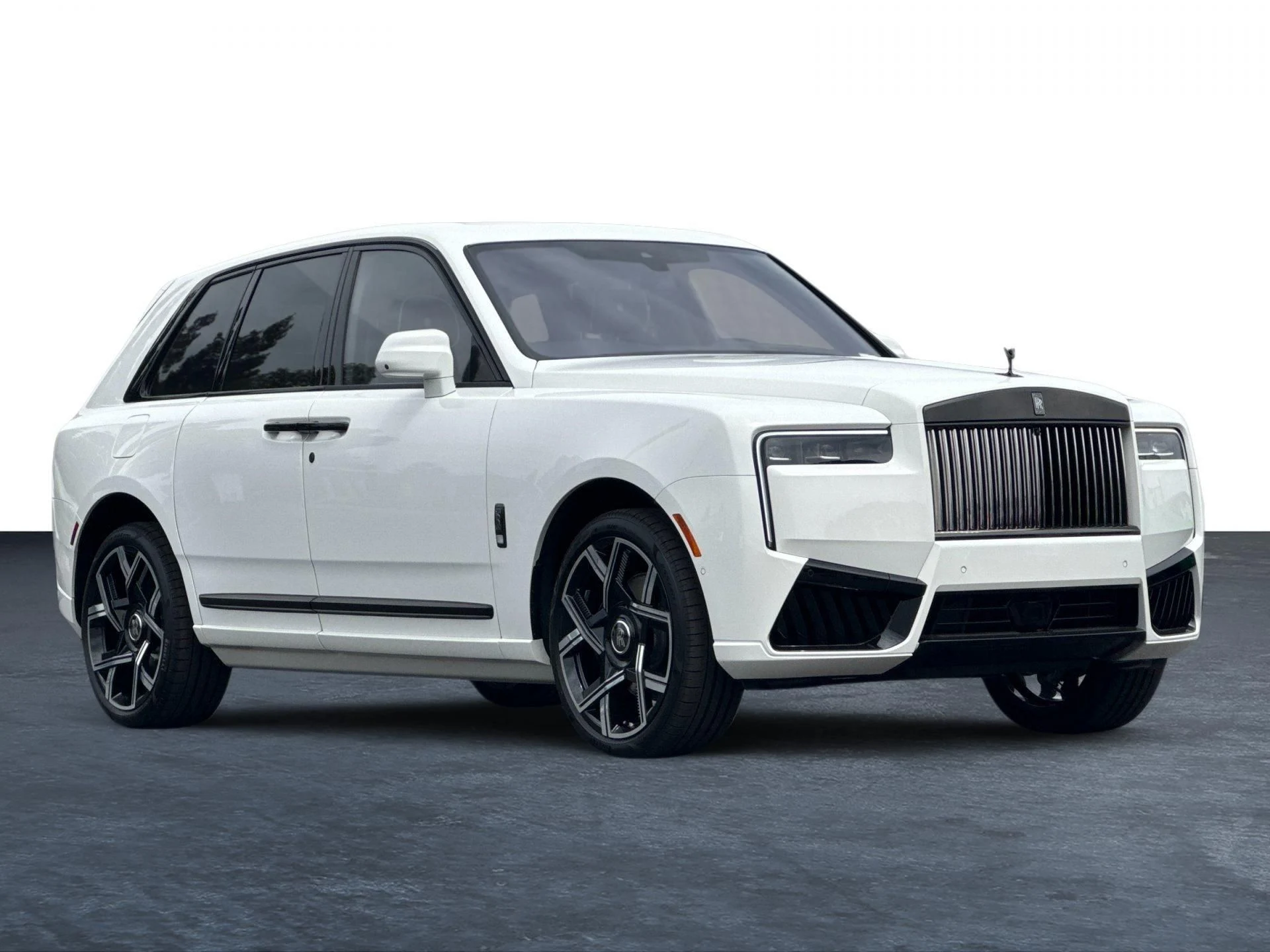 mph001_1323775371_New_2027_Rolls_Royce_Cullinan_Black_Badge_1787905679_8f61f13759