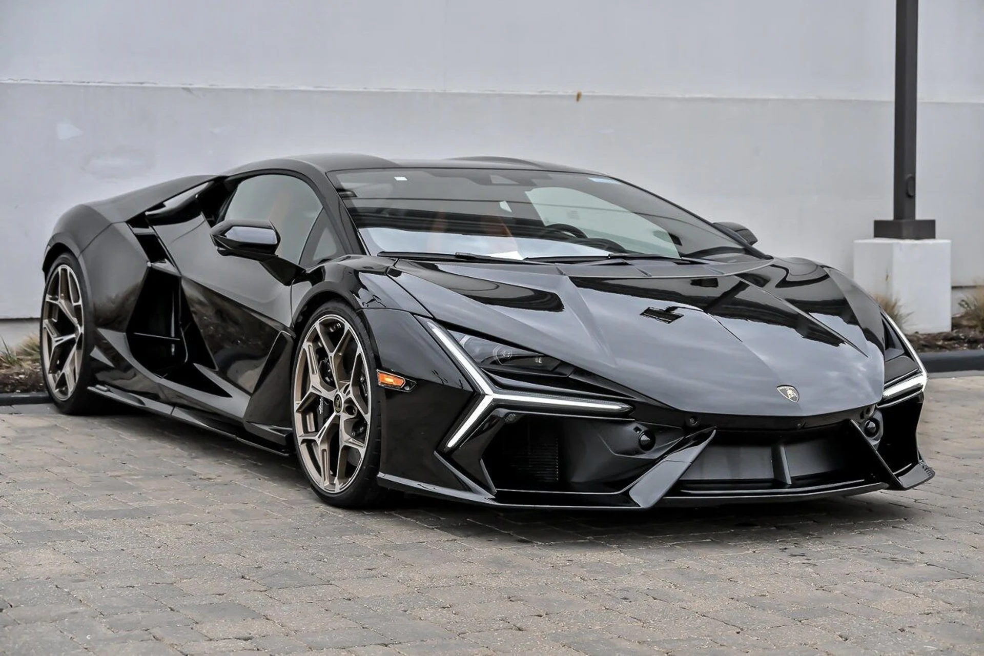 mph001_1324682869_64cec24db13847679deb3dd1d63dfc7ax_d13539f93d