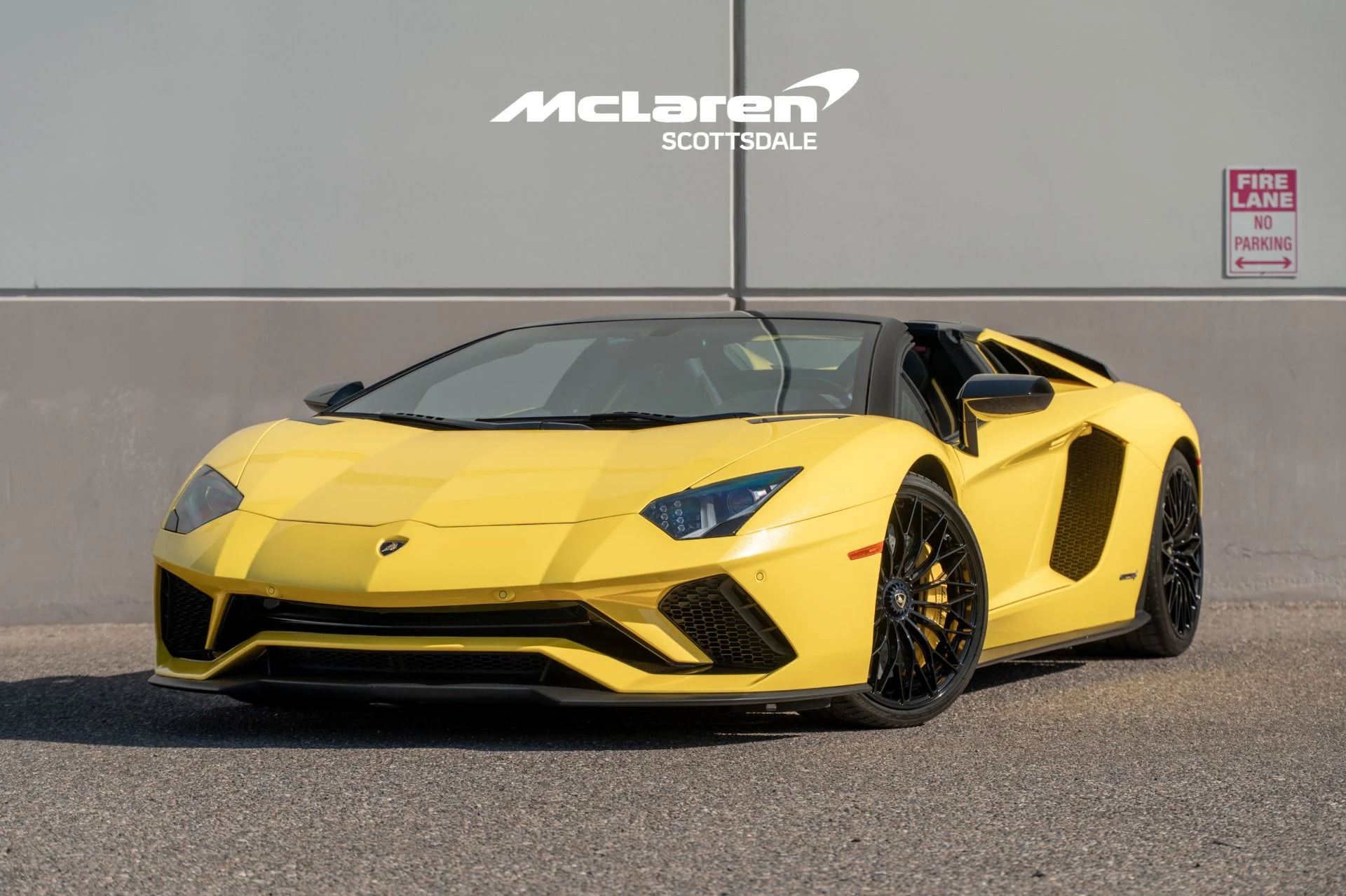 mph001_1326221181_Used_2019_LAMBORGHINI_AVENTADOR_1788541915_77a955e440
