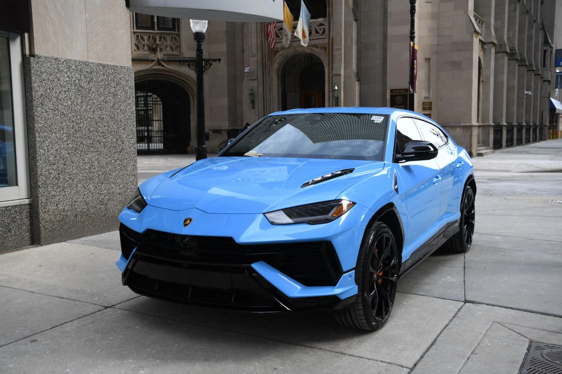 mph001_1332832637_Used_2024_Lamborghini_Urus_S_1739051047_ac2fb291a4