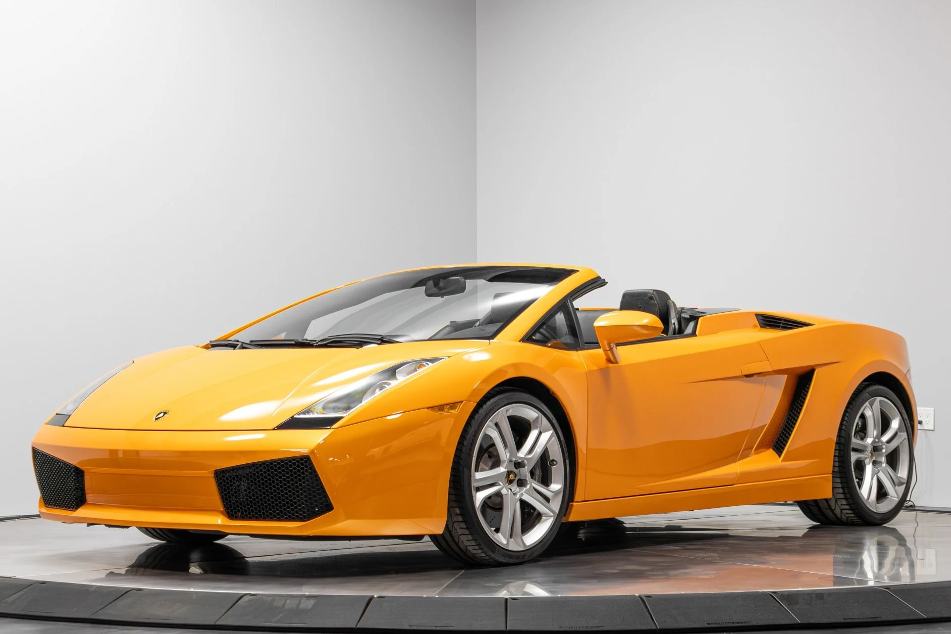 mph001_1335129961_Used_2008_Lamborghini_Gallardo_Spyder_1768425608_1d13a01226