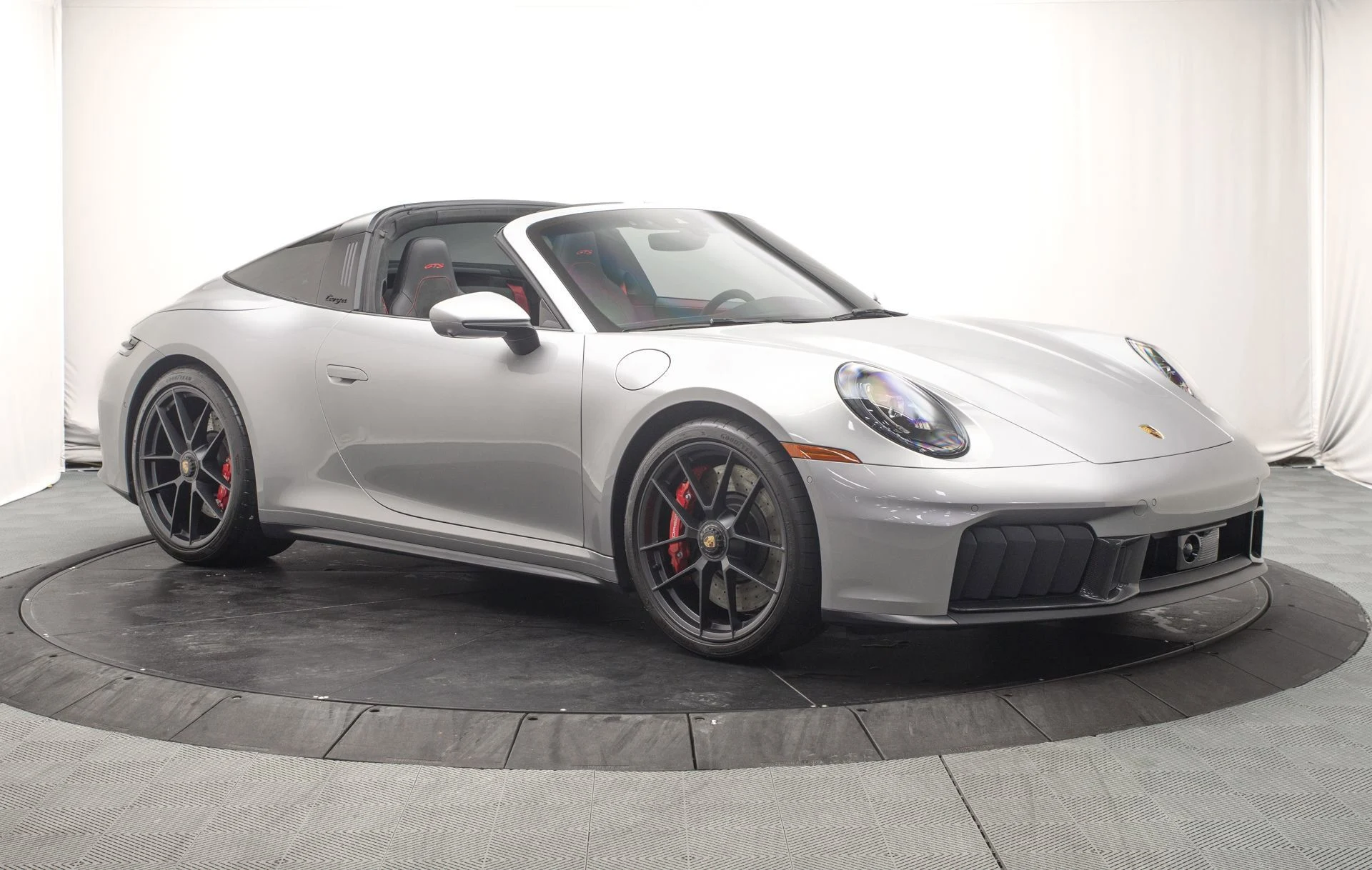 mph001_133934179_0a87fd6a1af743b5aaa7712cdb57d4cf_d38c8d6264