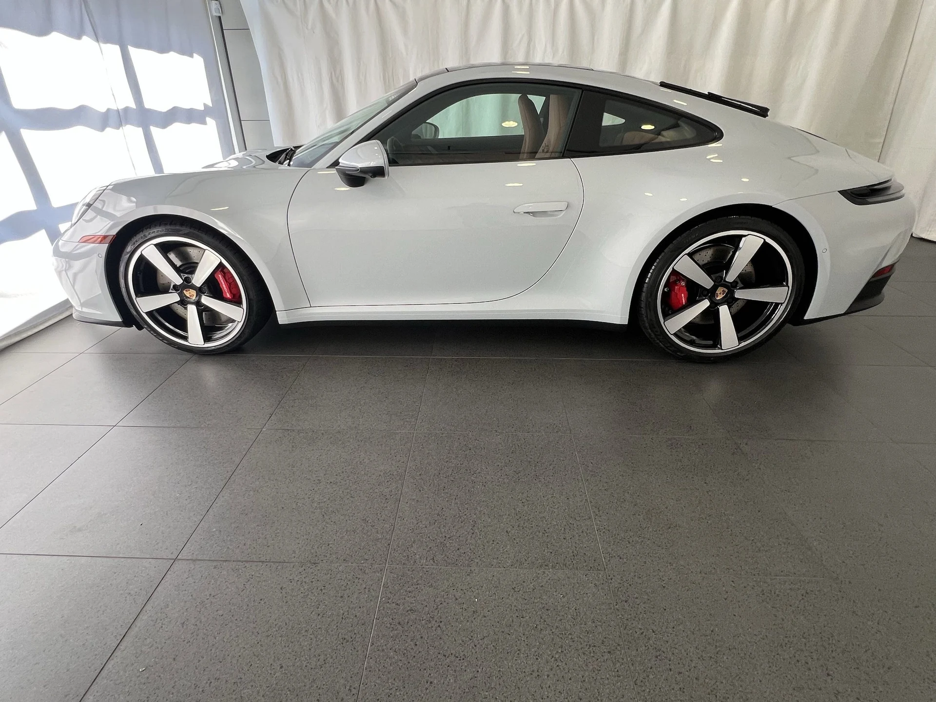 mph001_134006387_dcd3679f325d0fe28c86f3c092c93093x_e1845296c8