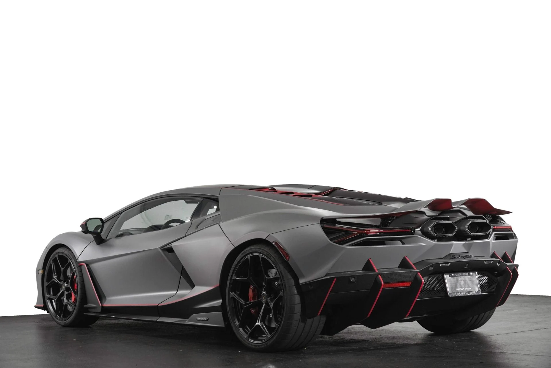 mph001_1349922318_New_2026_Lamborghini_Revuelto_Base_1785345857_5d6b784ff8