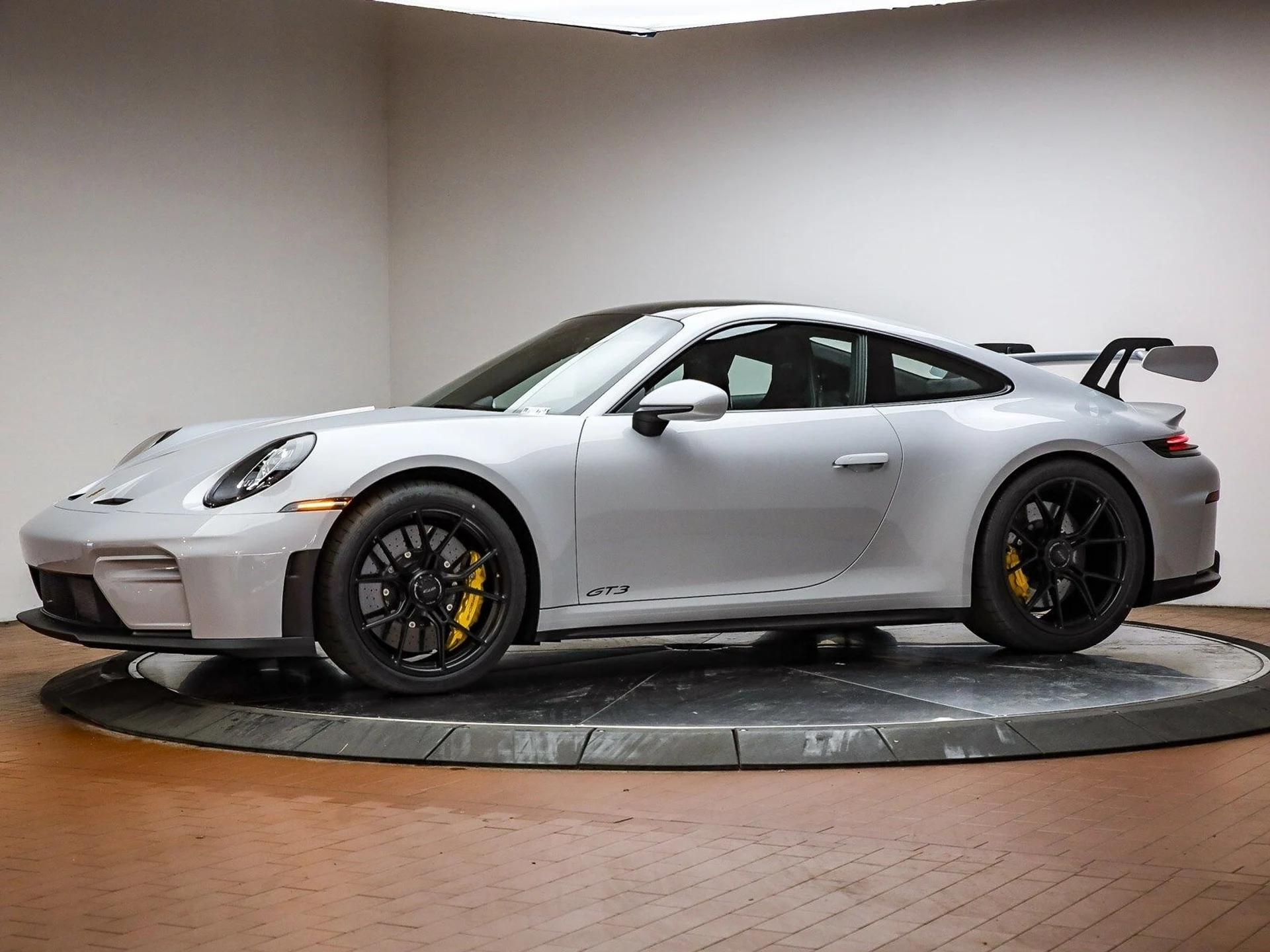 mph001_1376005125_ec04a9a0d173c440a219c6f8c1c97578x_3b3ad5e346