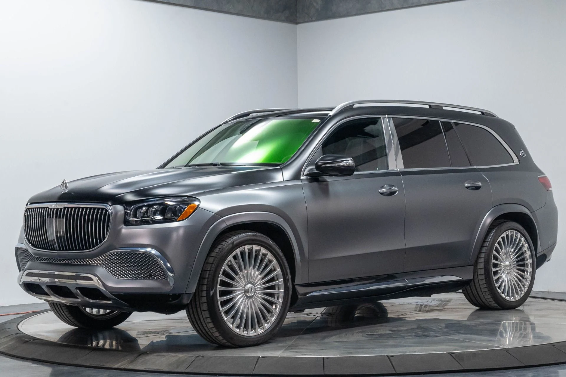 mph001_1381092893_Used_2022_Mercedes_Benz_GLS_Maybach_GLS_600_4_MATIC_1784906283_d902bd3469