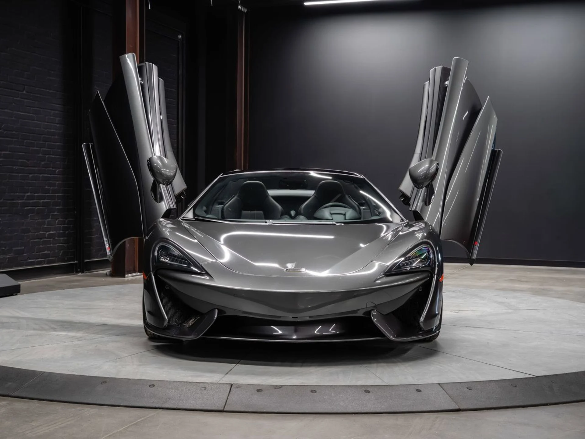 mph001_1392754932_mclaren_570s_2018_e43d2bf00c