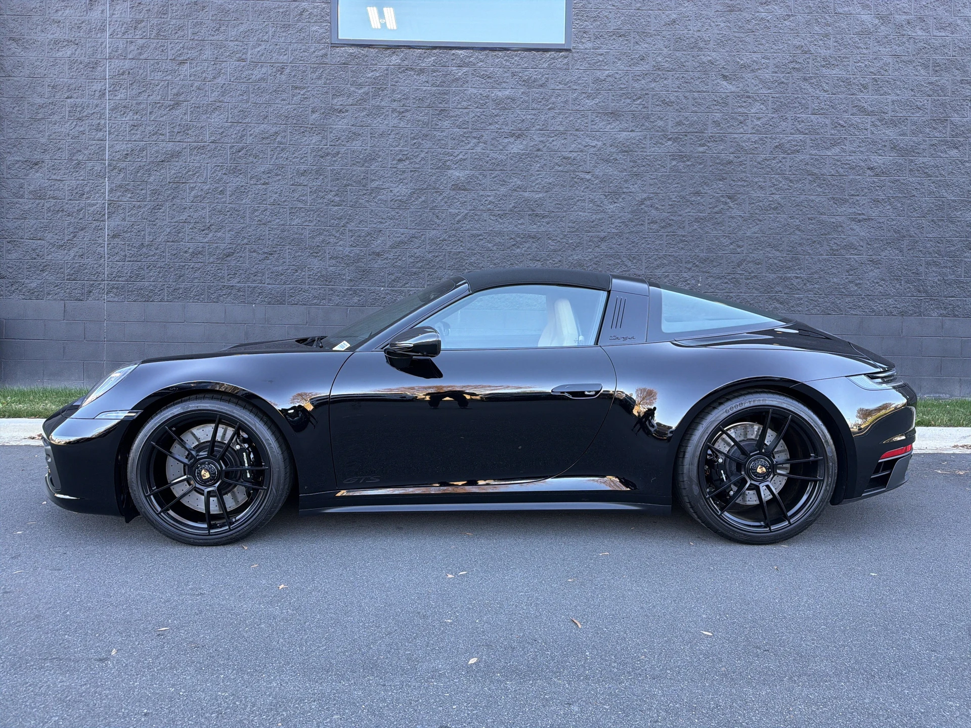 mph001_1395728712_d6ed6f69d7934c7c995c9d5b722da2ae_bcf1677f02