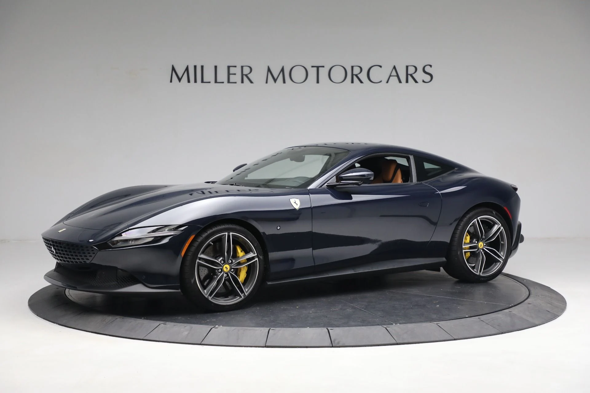 mph001_1402086902_Used_2022_Ferrari_Roma_1c60f93d64