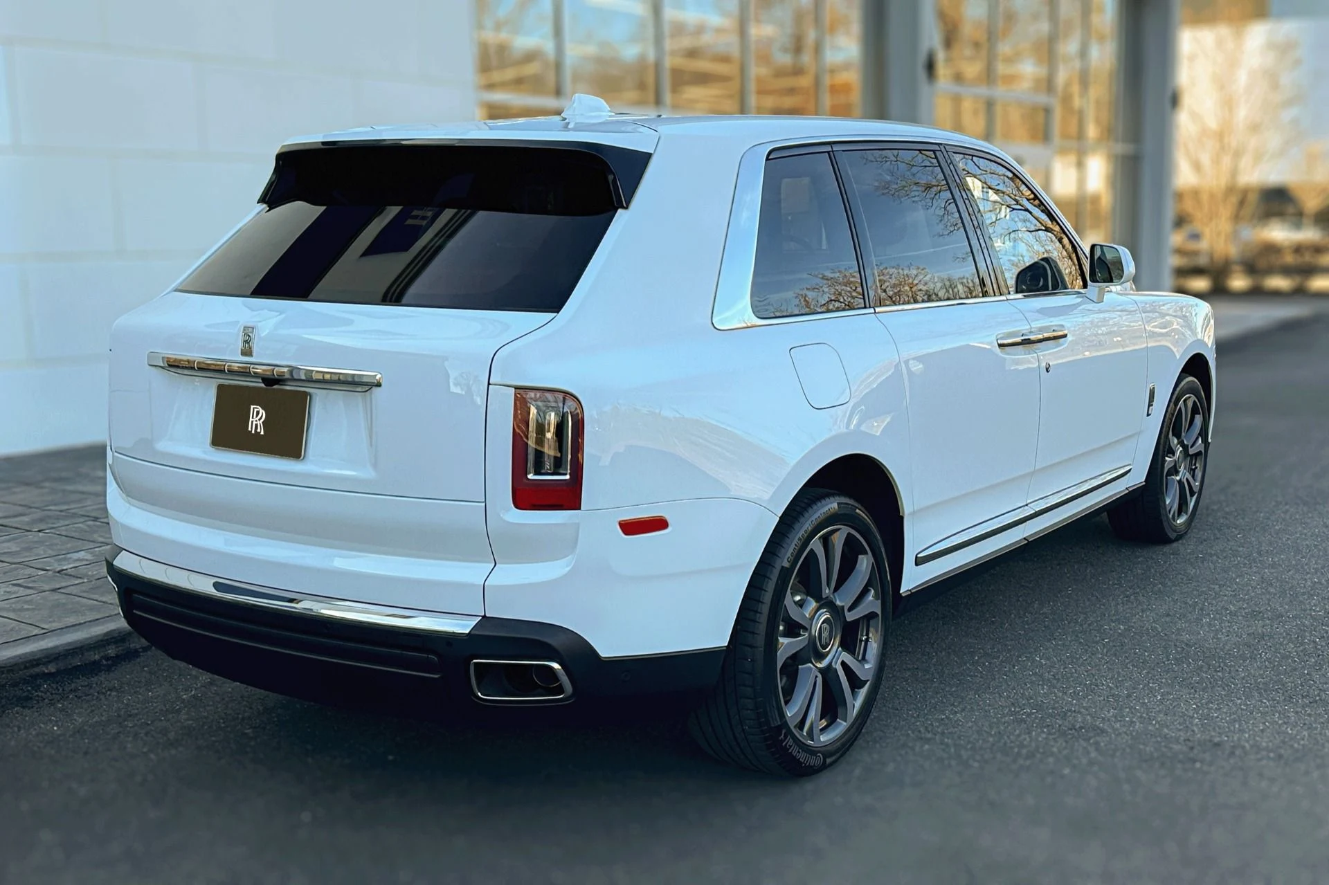 mph001_1410554117_Used_2024_Rolls_Royce_Cullinan_1764747349_5934568f5a